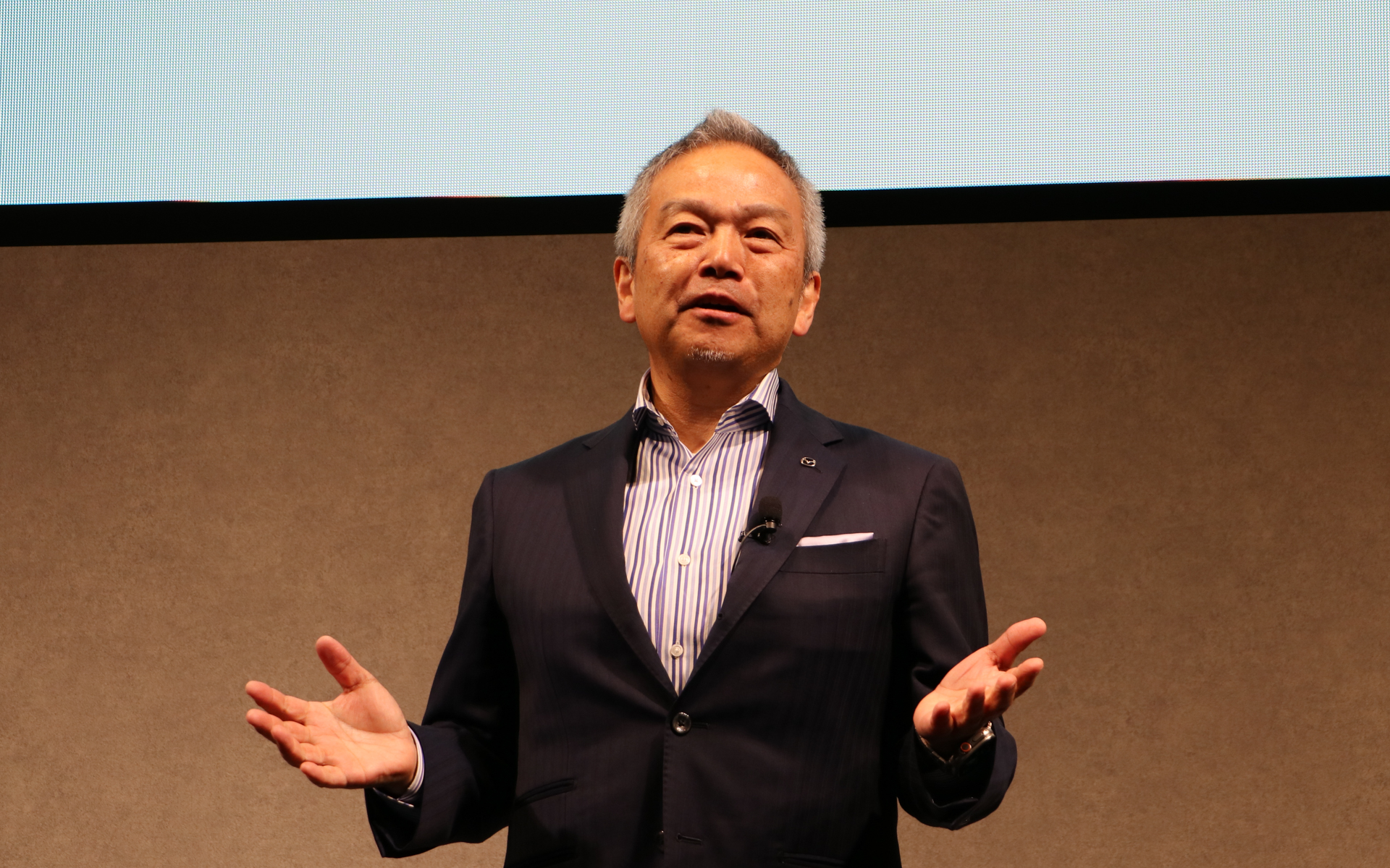 電動化戦略を開設するマツダ株式会社 常務執行役員 電動化推進担当 梅下隆一氏