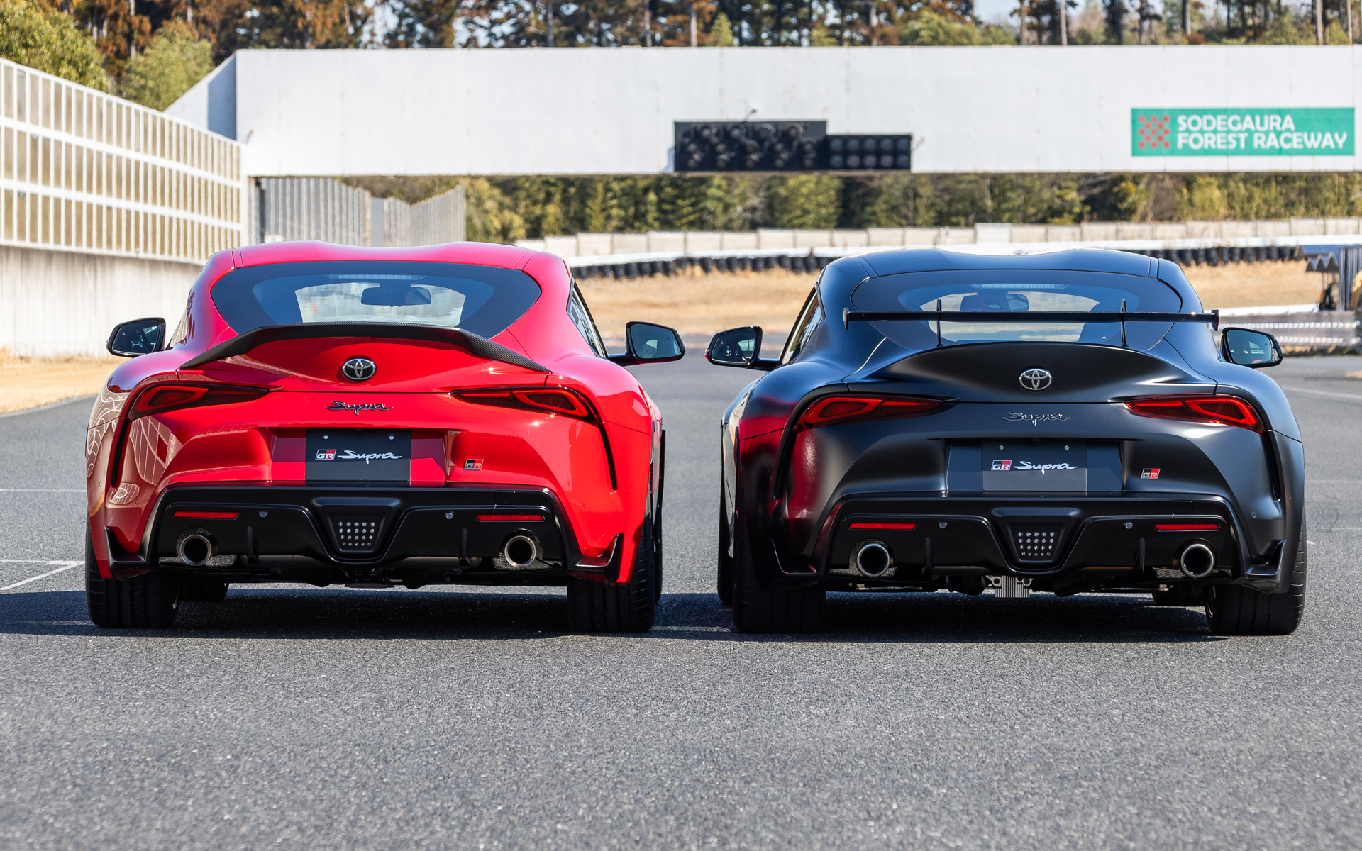 開発者はさらに車高を下げたほうが運動性能を高められるが、街乗りもする前提ではこの高さが限界だと判断したとのこと