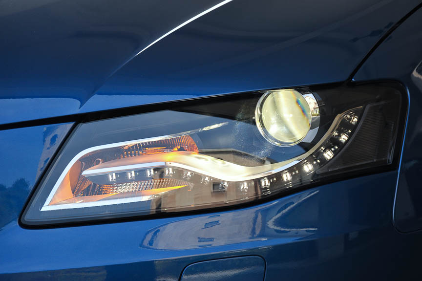 LEDによるウィングライトはほかのA4と同様