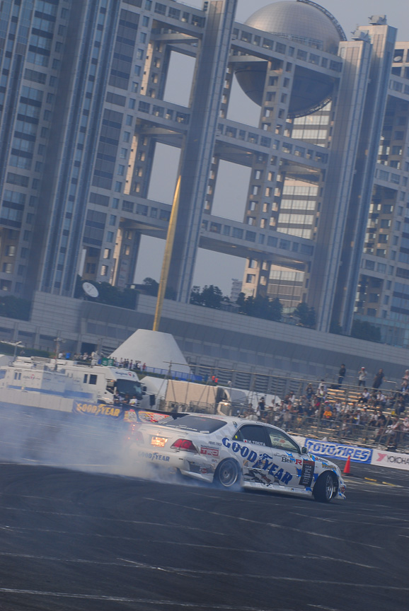 ヘビー級対決となった時田VS斎藤。800PSオーバーという斎藤を前にしても、安定した走りで時田が勝利し、準決勝へ