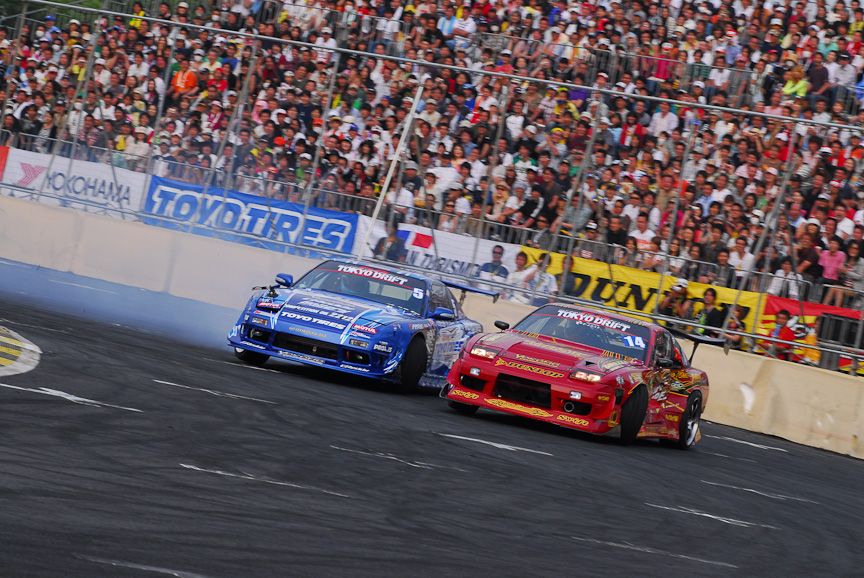 廃車同然のクラッシュ状態から復活した川畑、古口の戦い。1度クラッシュしたとは思えない迫力のバトル