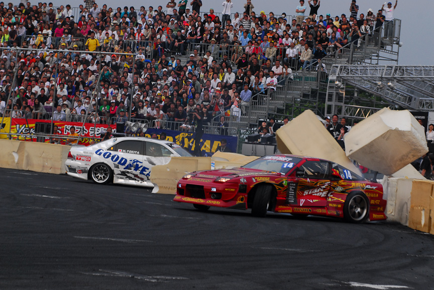 決勝1本目、これまでノーミスだった時田が真っすぐクラッシュパッドへ突入してしまう