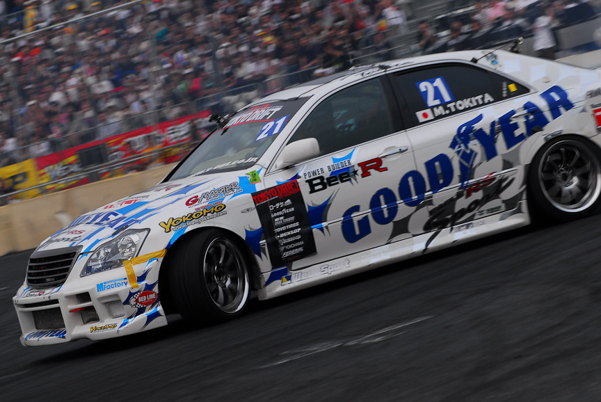 2本目は時田本来の走りを見せるが、古口も負けない走りを見せ、両者納得の決着