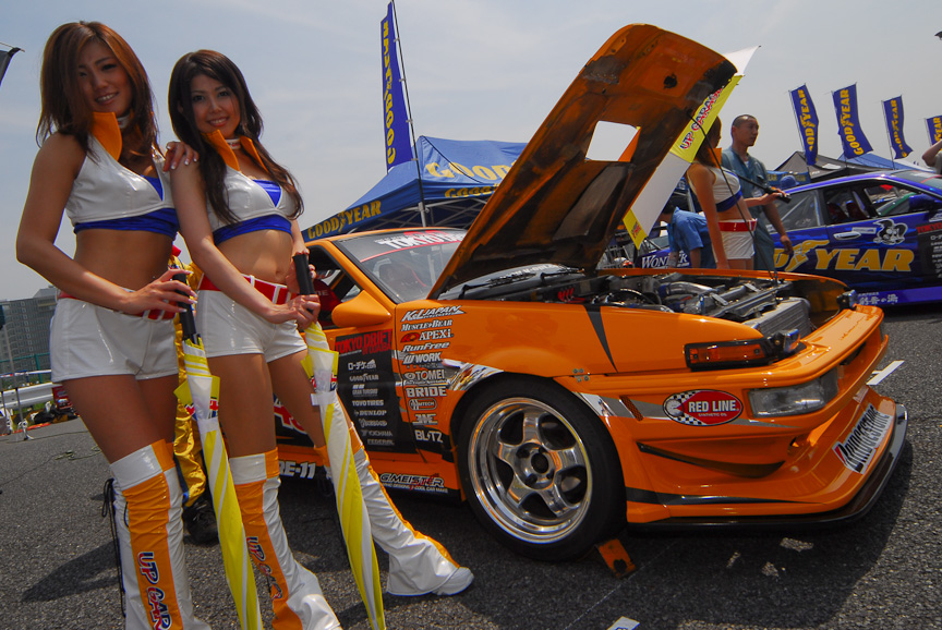 カワイイキャンギャルもイベントの楽しみのひとつ