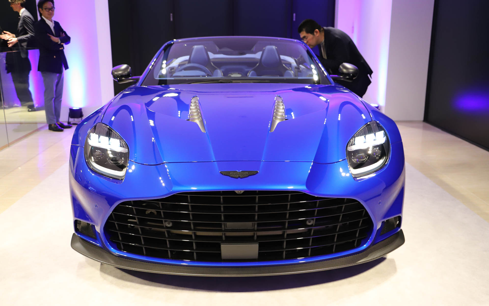 新型ヴァンキッシュ ヴォランテのフロント