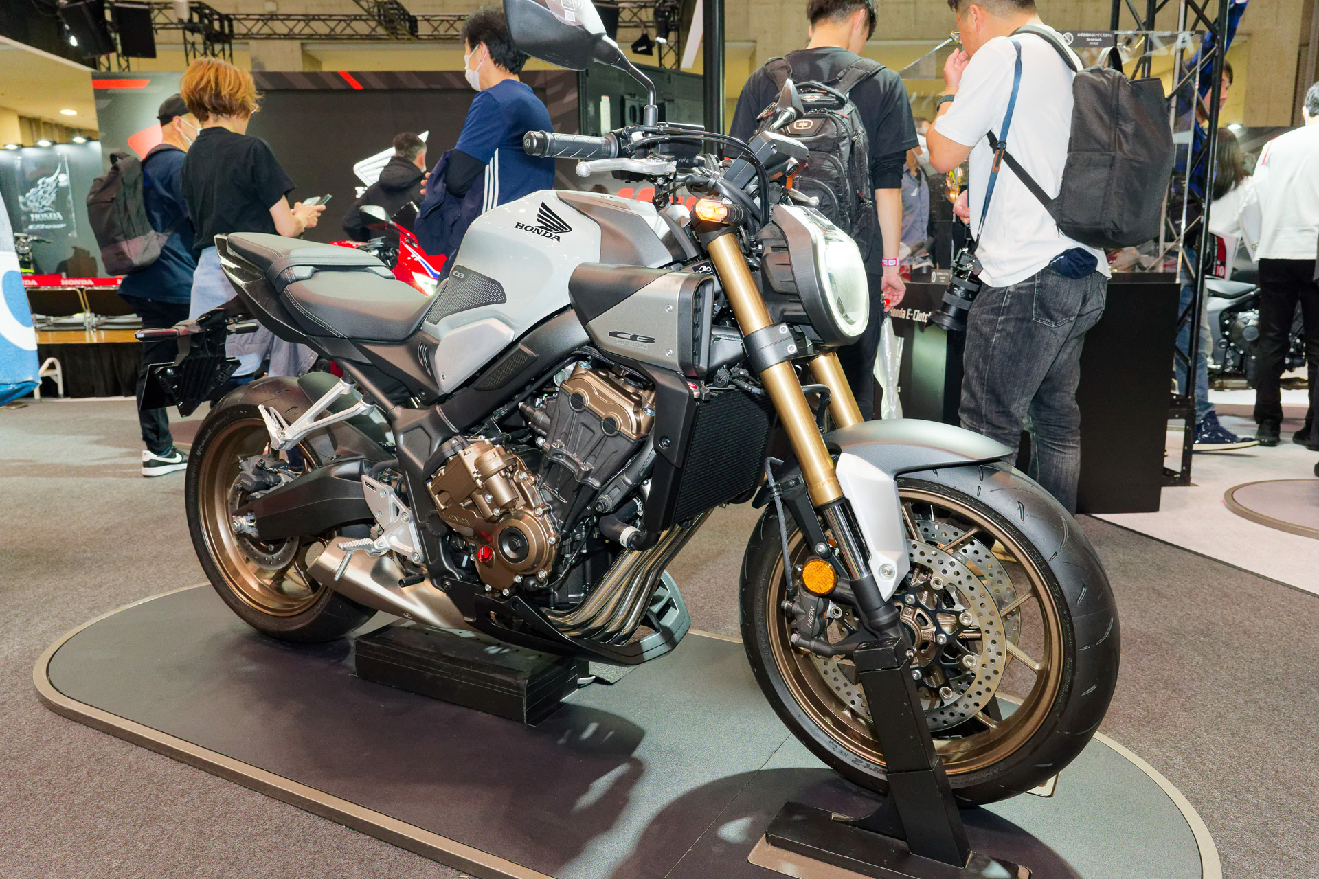 Honda E-Clutch搭載モデルのCBR650R