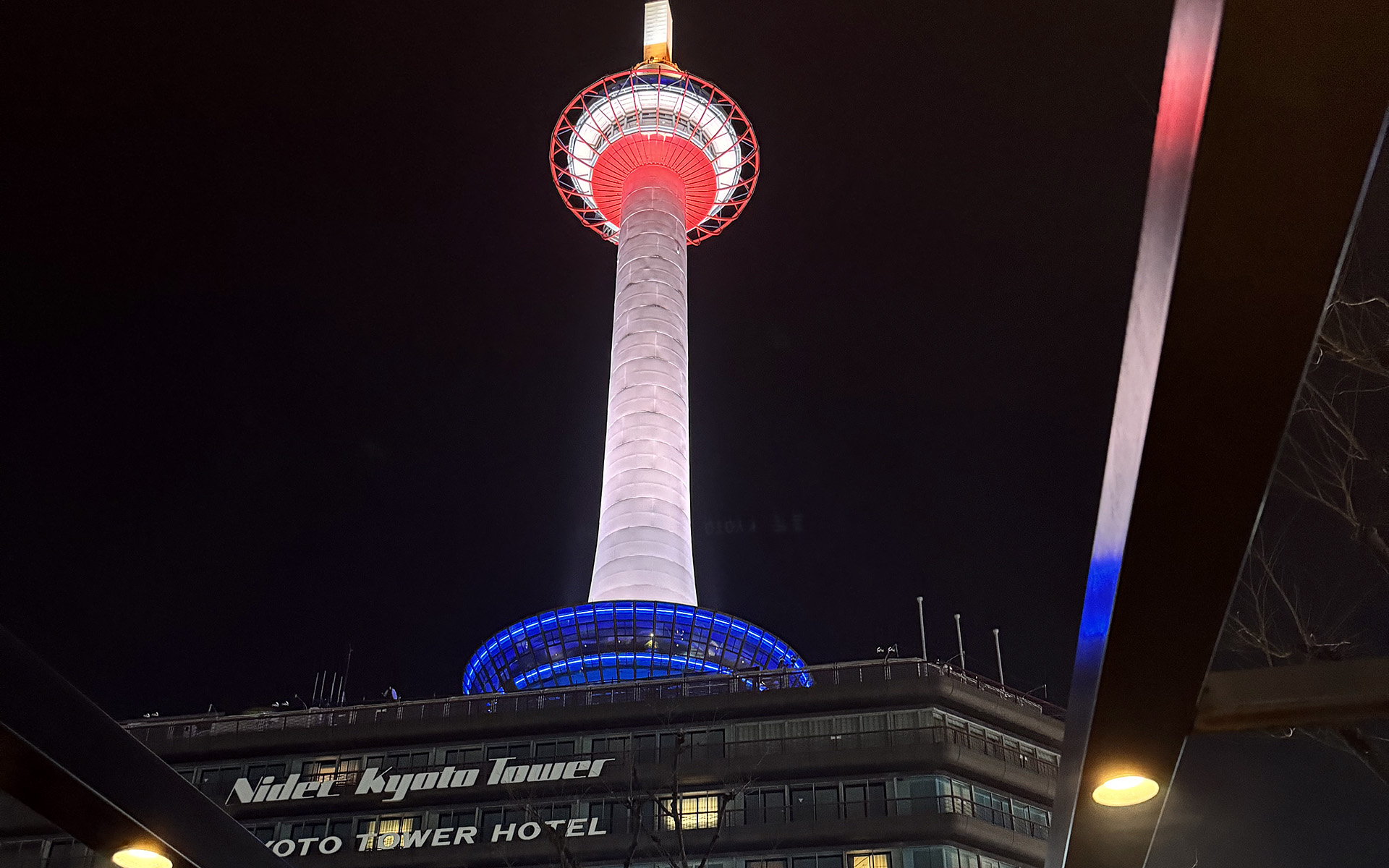 人はなぜタワーがあると写真を撮りたくなるのでしょうかパート2