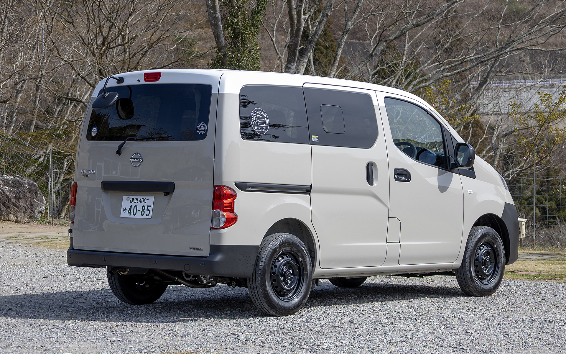 MYROOMステッカー（リアサイドガラス、バックドアガラス）はディーラーオプション