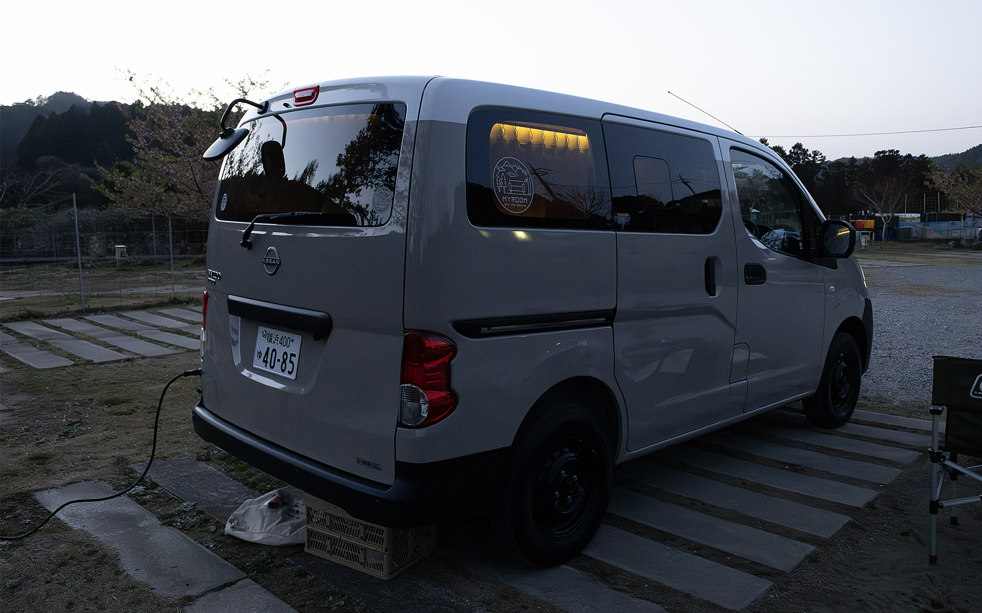 車内の照明を最大の明るさで点けた状態でも光漏れはほぼない