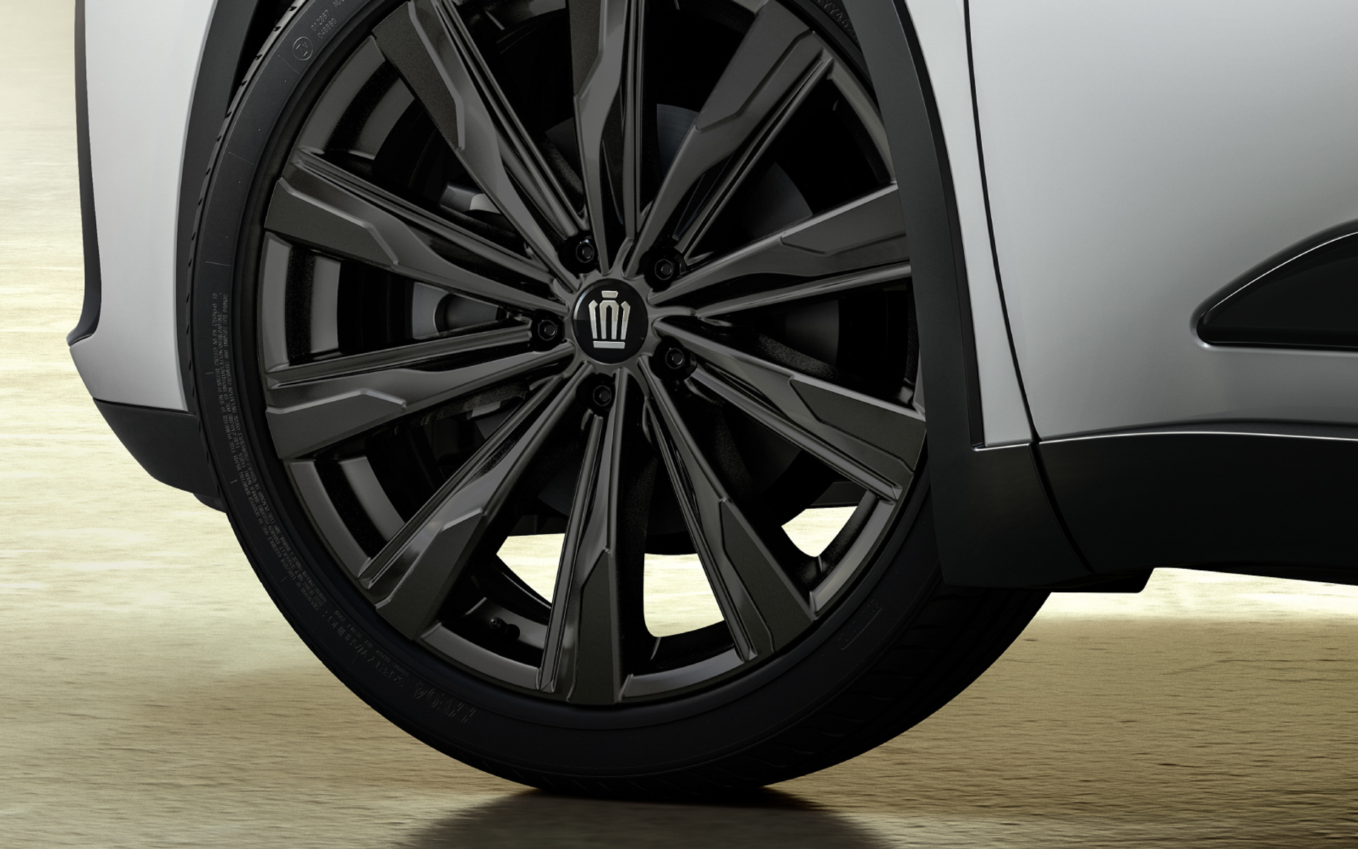 225/45R21タイヤ＆21×7.5Jアルミホイール（マットブラック塗装）＆センターオーナメント