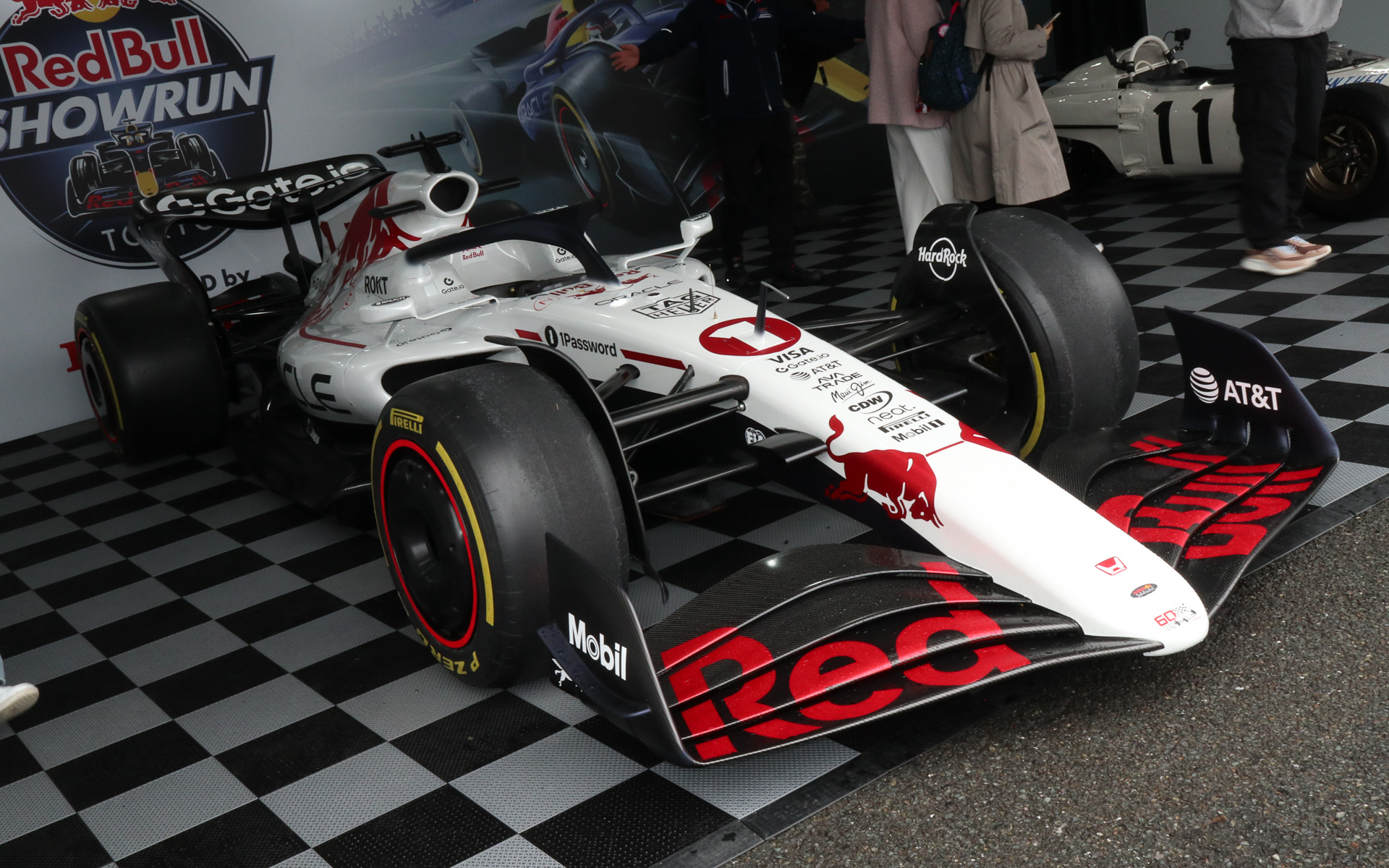 レッドブル・レーシング RB21（ショーカー）