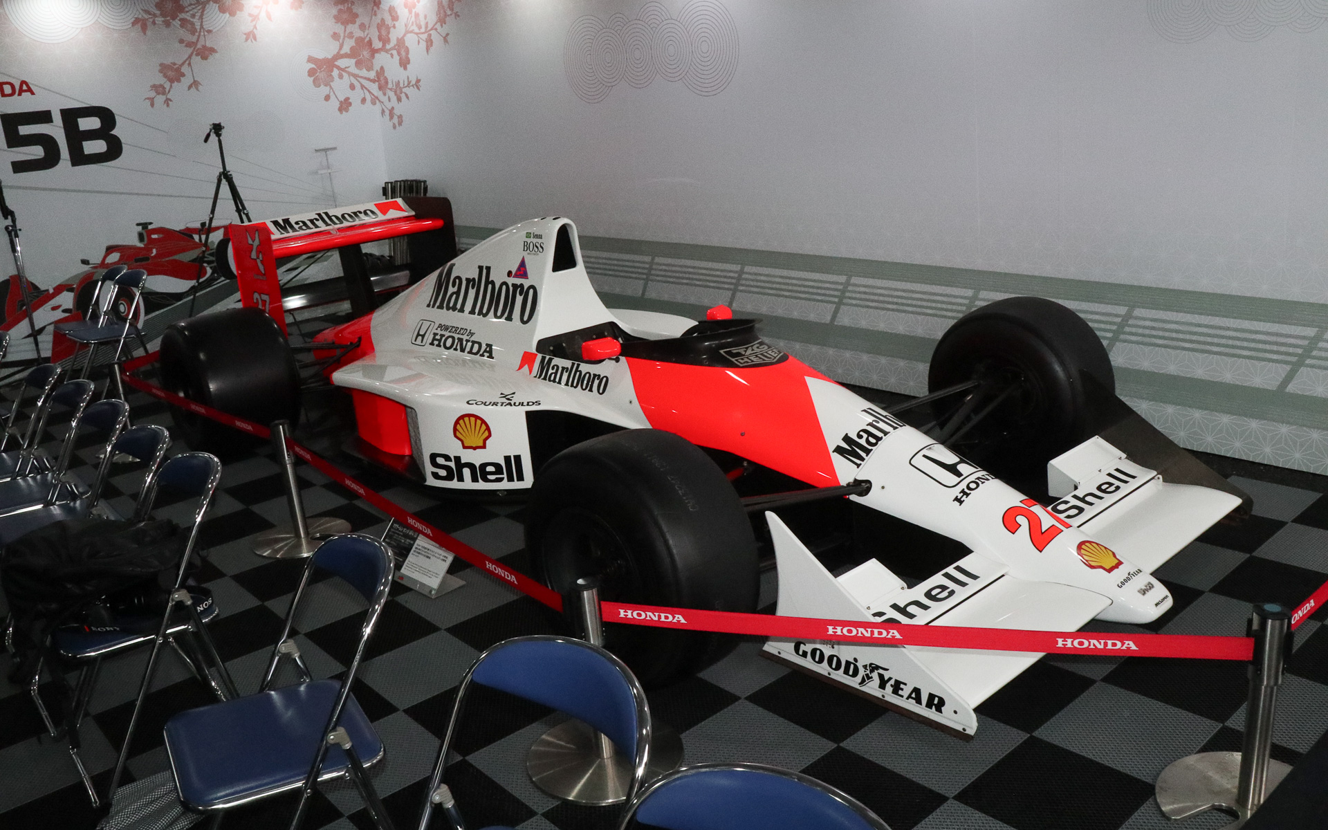 「マクラーレン ホンダ MP4/5B」