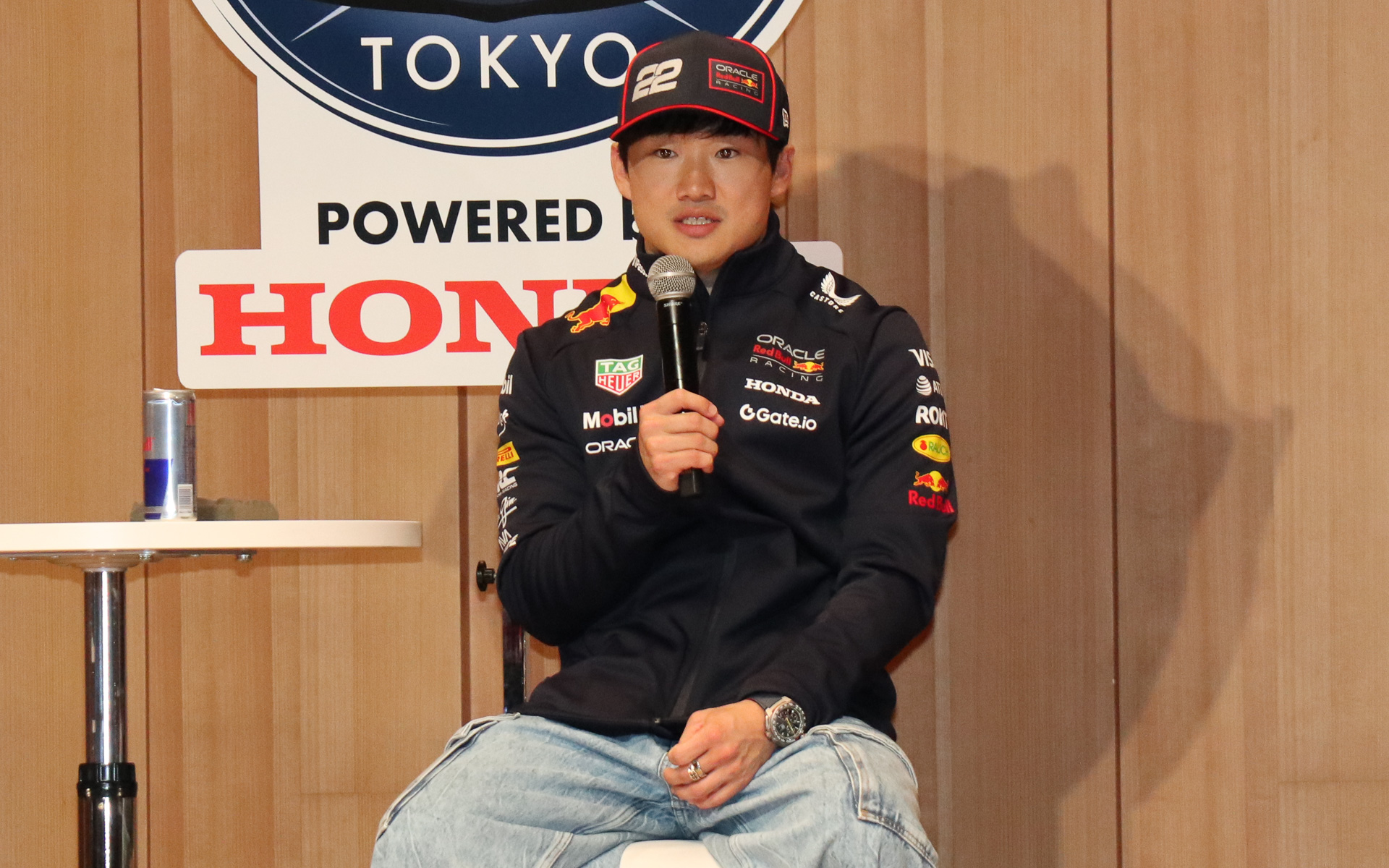 「Oracle Red Bull Racing」の角田裕毅選手