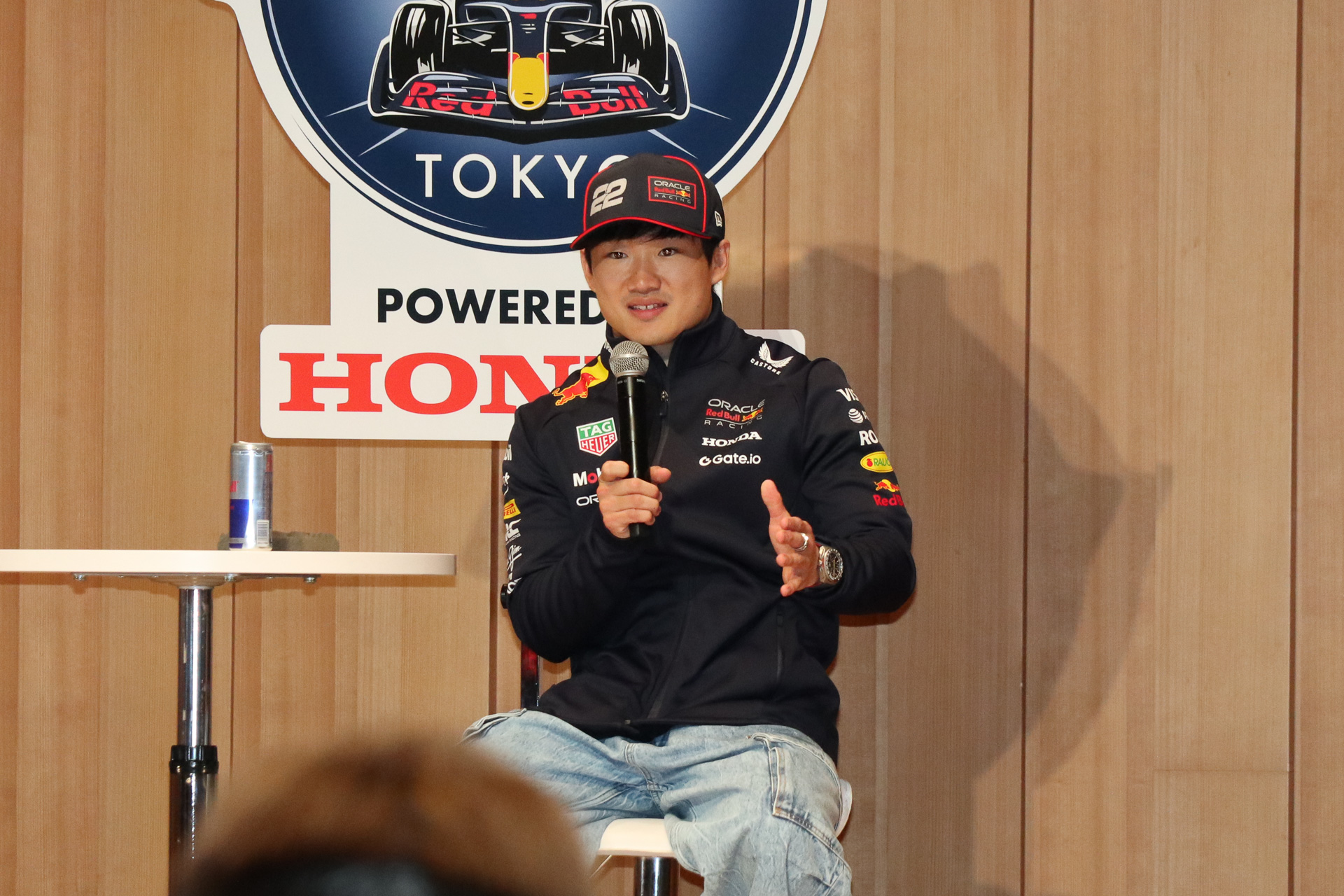 壁を乗り越えた実感を味わうことを楽しんでもらいたい。今のことに猪突猛進して、いろいろミスしながら学んでいければいいと後輩たちにアドバイスする角田選手