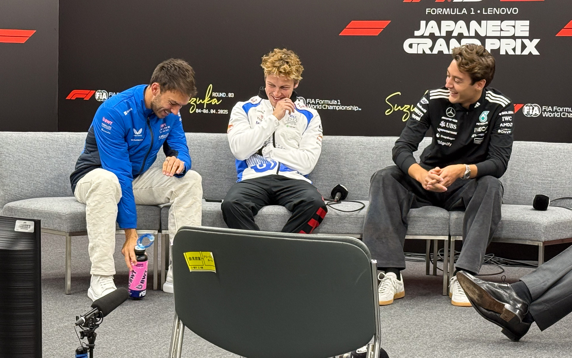 こちらはプレスカンファレンス1部、左からピエール・ガスリー選手、リアム・ローソン選手、ジョージ・ラッセル選手