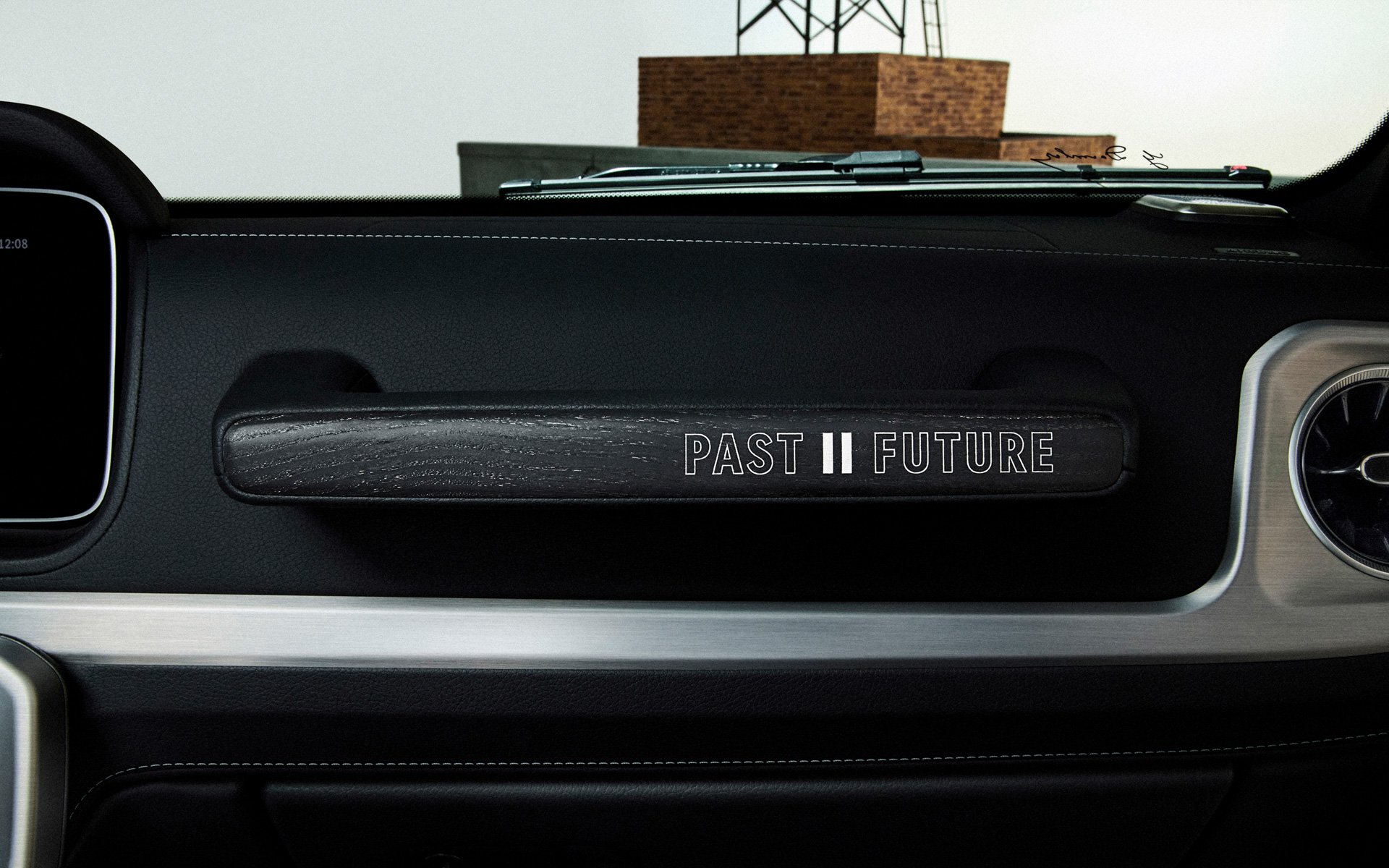 特別仕様車「Mercedes-Benz G-Class Past II Future」