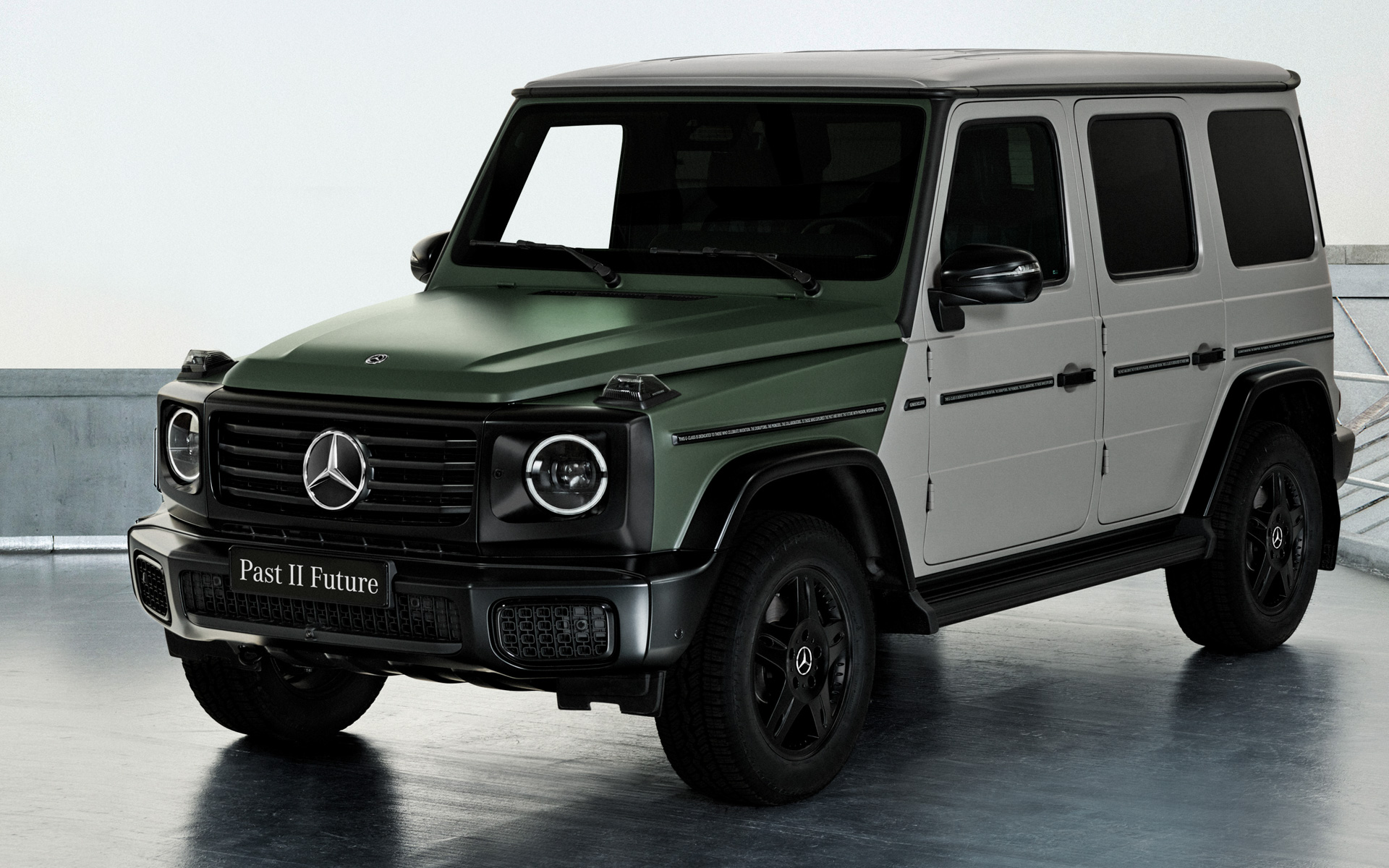 特別仕様車「Mercedes-Benz G-Class Past II Future」