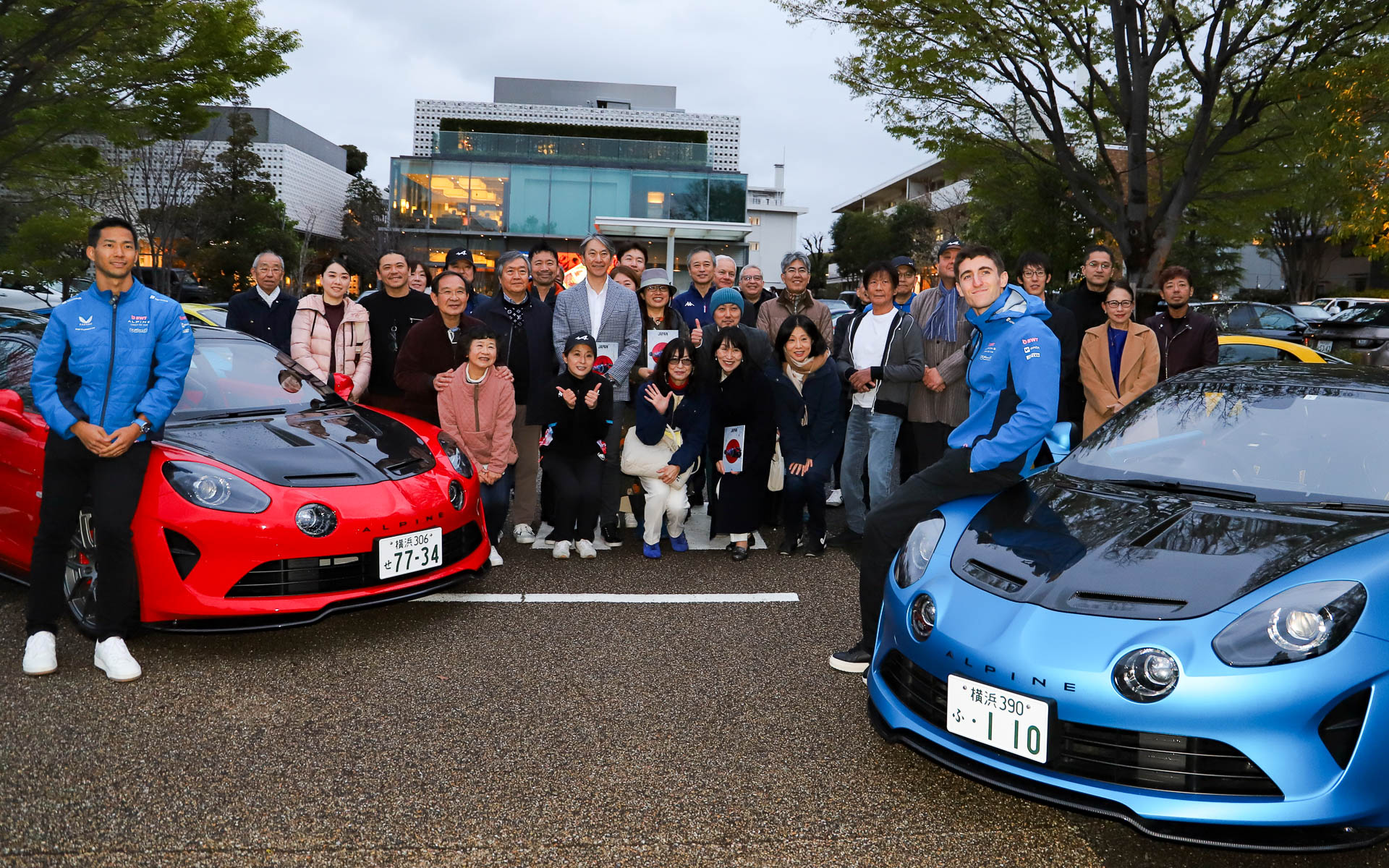 最後は全員で記念撮影