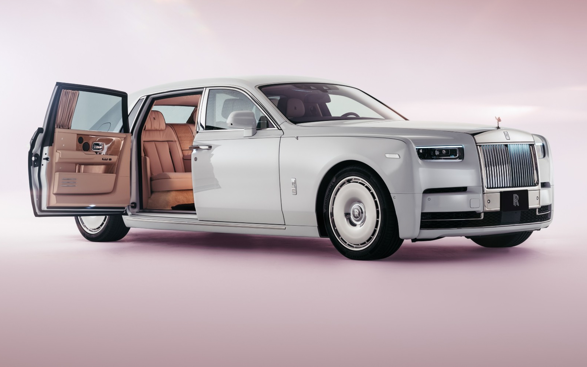 ロールス・ロイス「ファントム・チェリー・ブロッサム」
