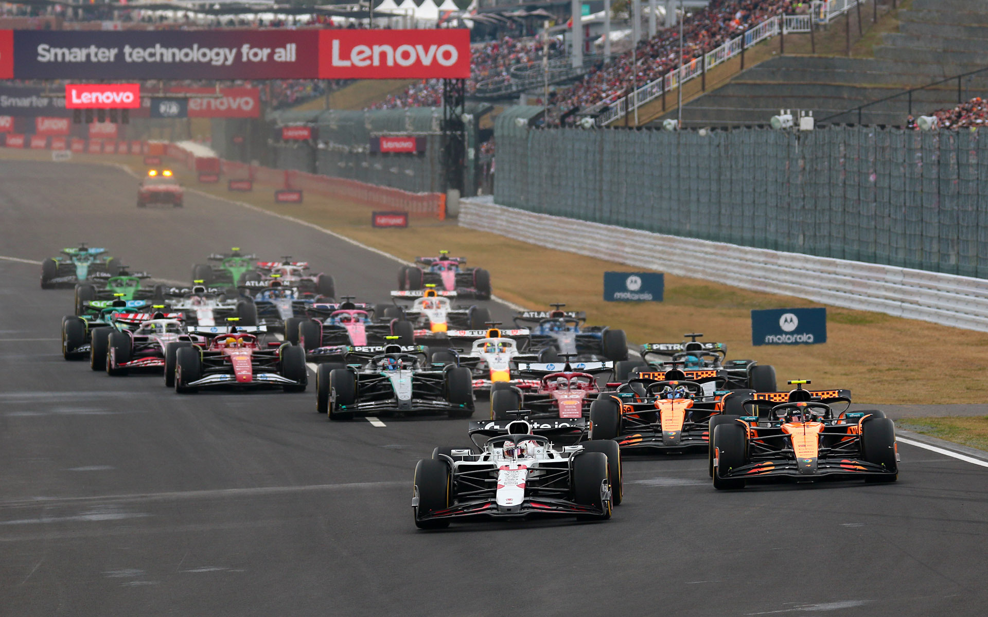 F1日本グランプリのスタートシーン