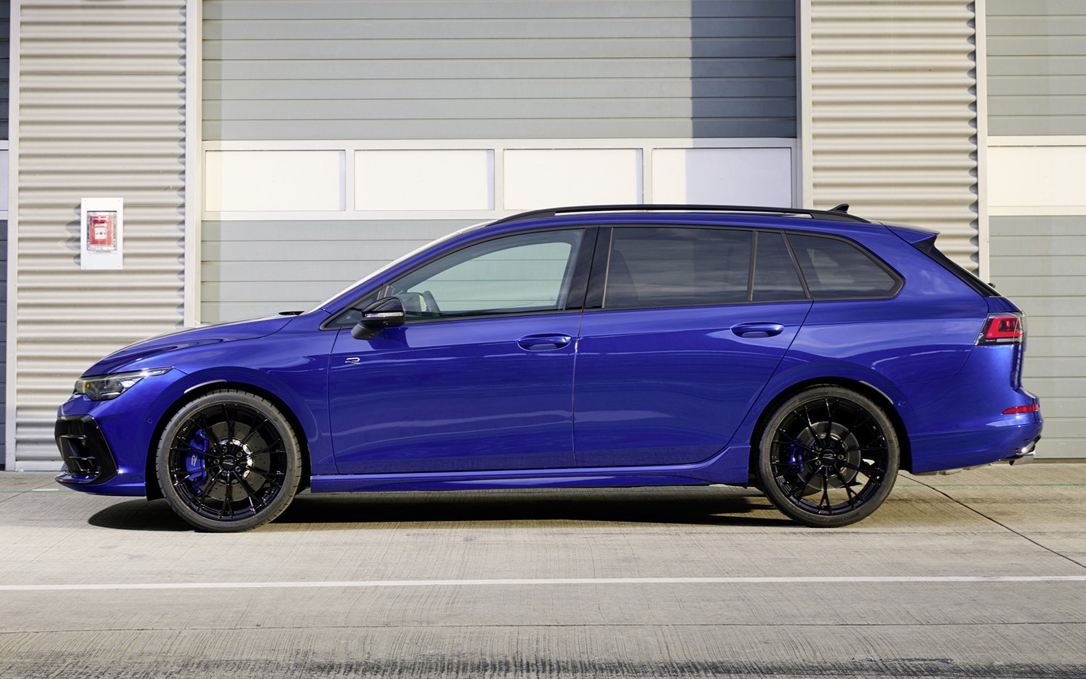 新型「ゴルフ R ヴァリアント」（画像は欧州仕様）