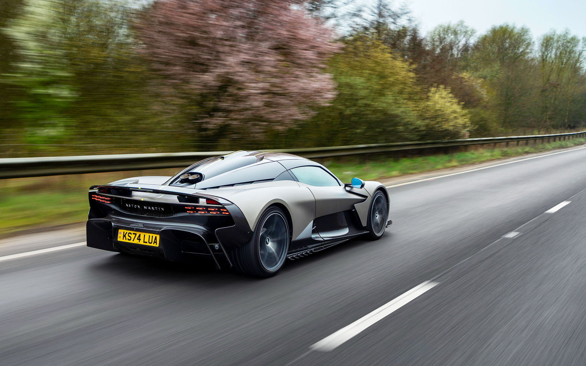 一般道でダンパーの最終調整を行なったという