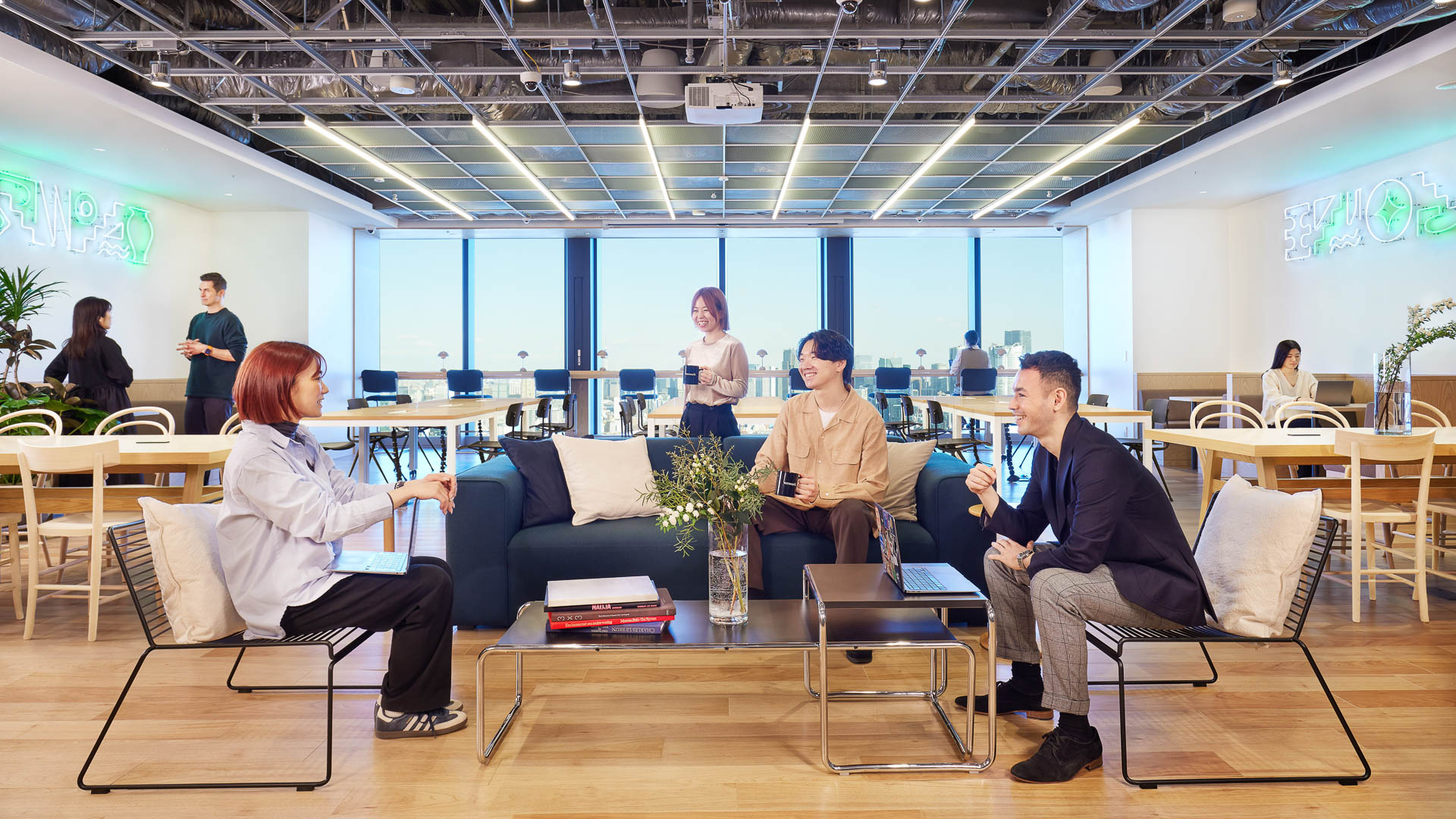 入居企業が共有で使える業務スペース