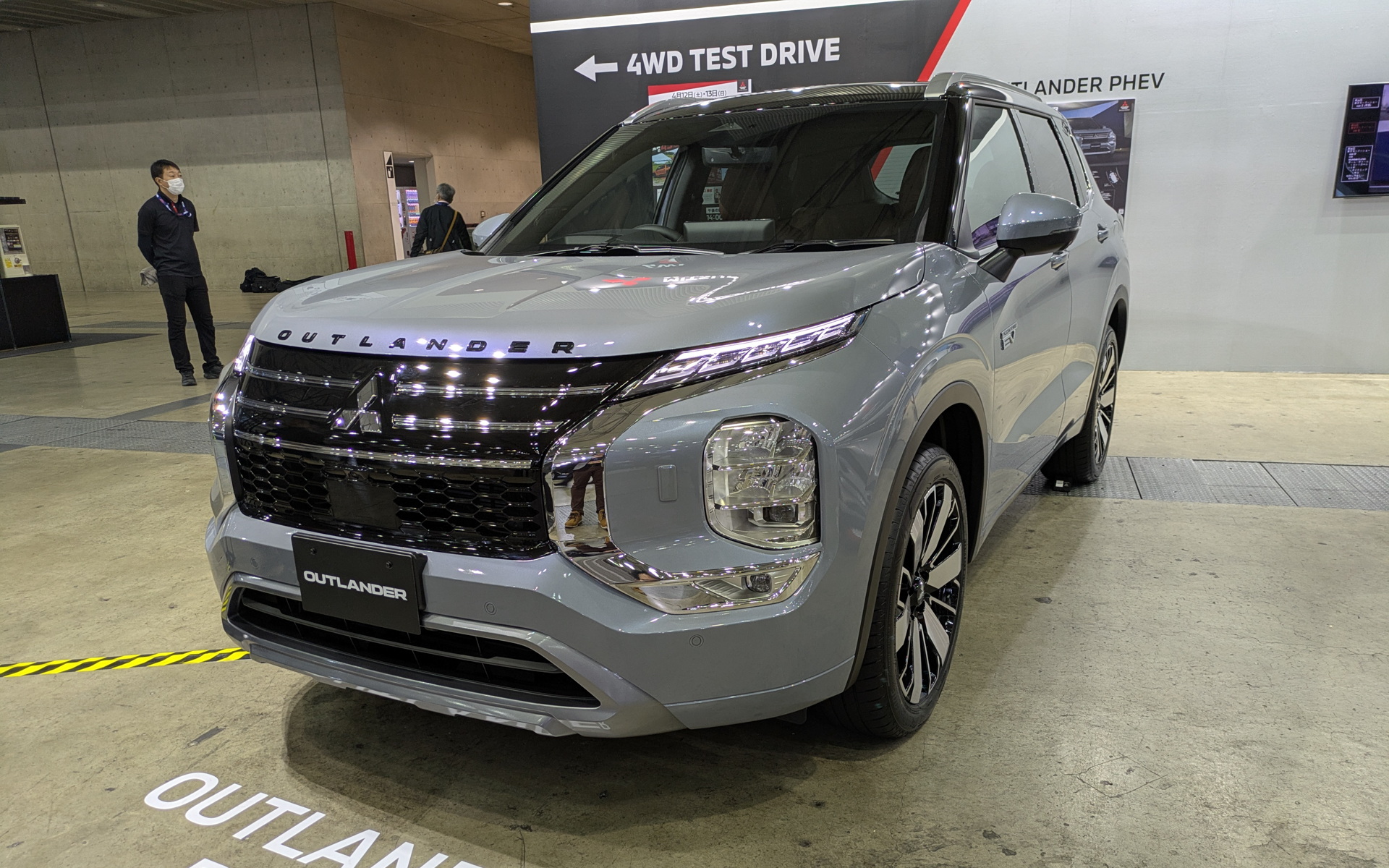 HSR-IIなどで培われてきた技術が、アウトランダーPHEVなど現代の車両に生かされている