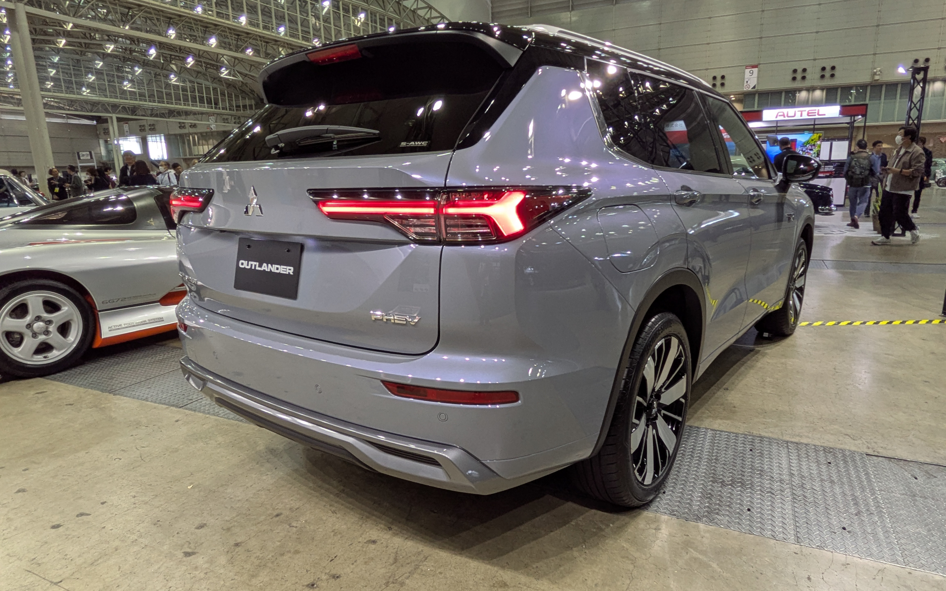 HSR-IIなどで培われてきた技術が、アウトランダーPHEVなど現代の車両に生かされている