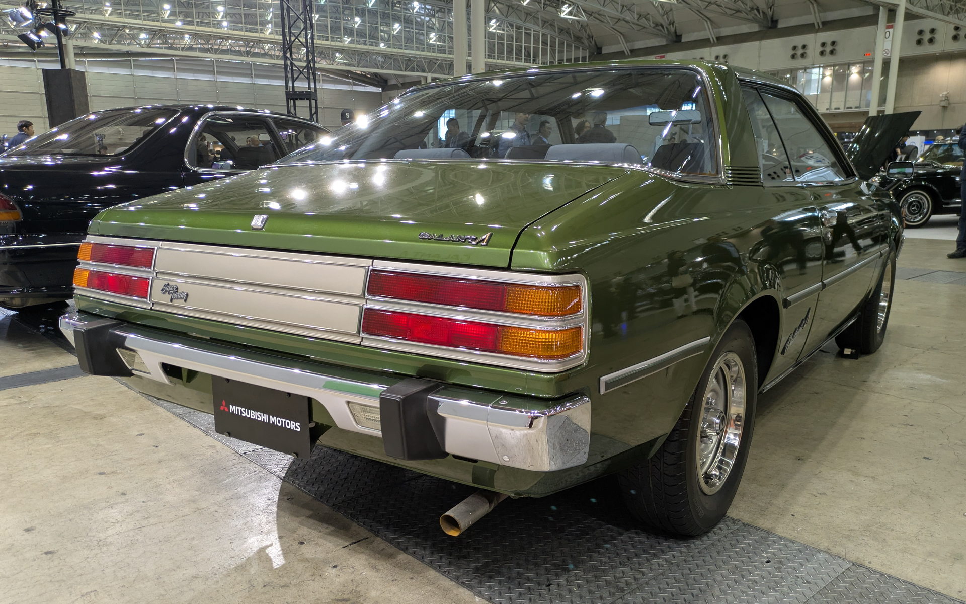 1976年に発売した2ドアハードトップクーペ「ギャランΛ」