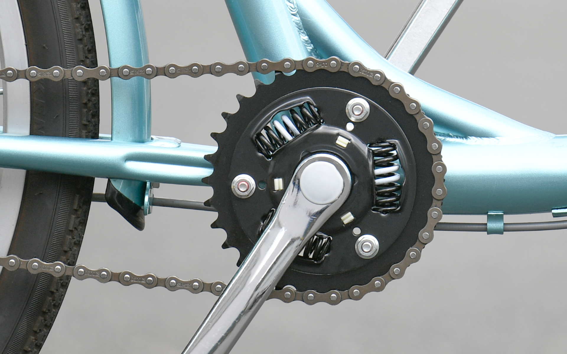 自転車ペダリング時の筋肉使用割合を減らし、負担を軽減する駆動系パーツ「リロダ」をエクセディが開発