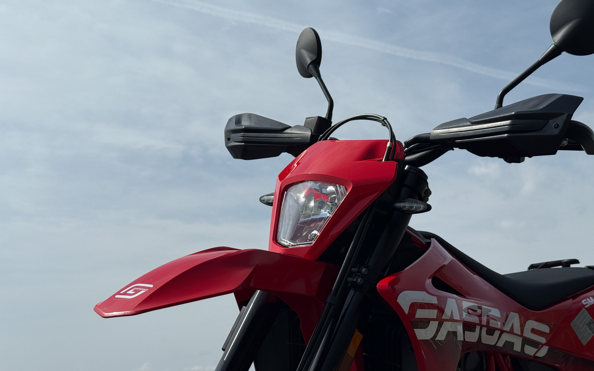 GASGASのスーパーモトモデル「SM700」