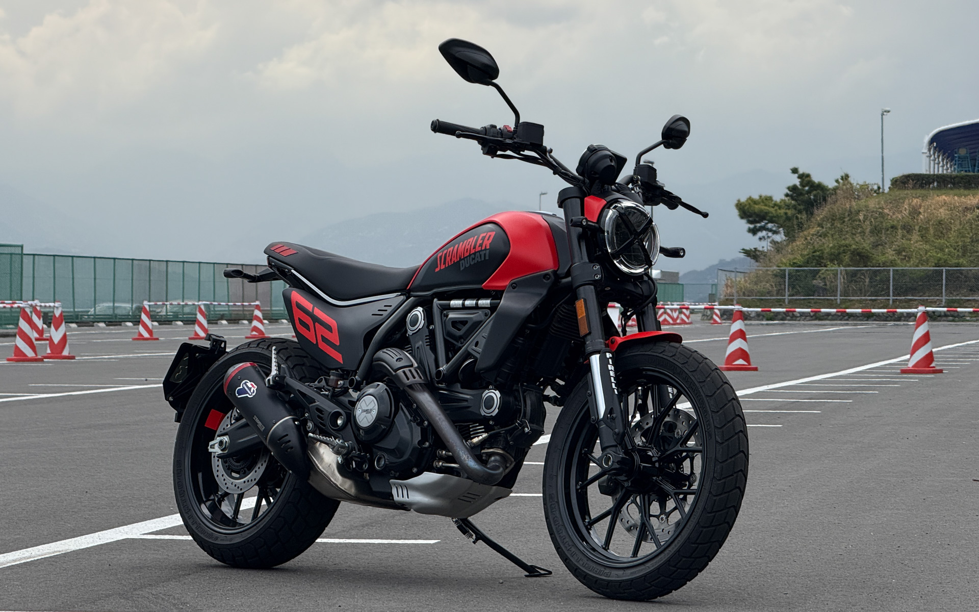ドゥカティ「スクランブラー フル・スロットル」