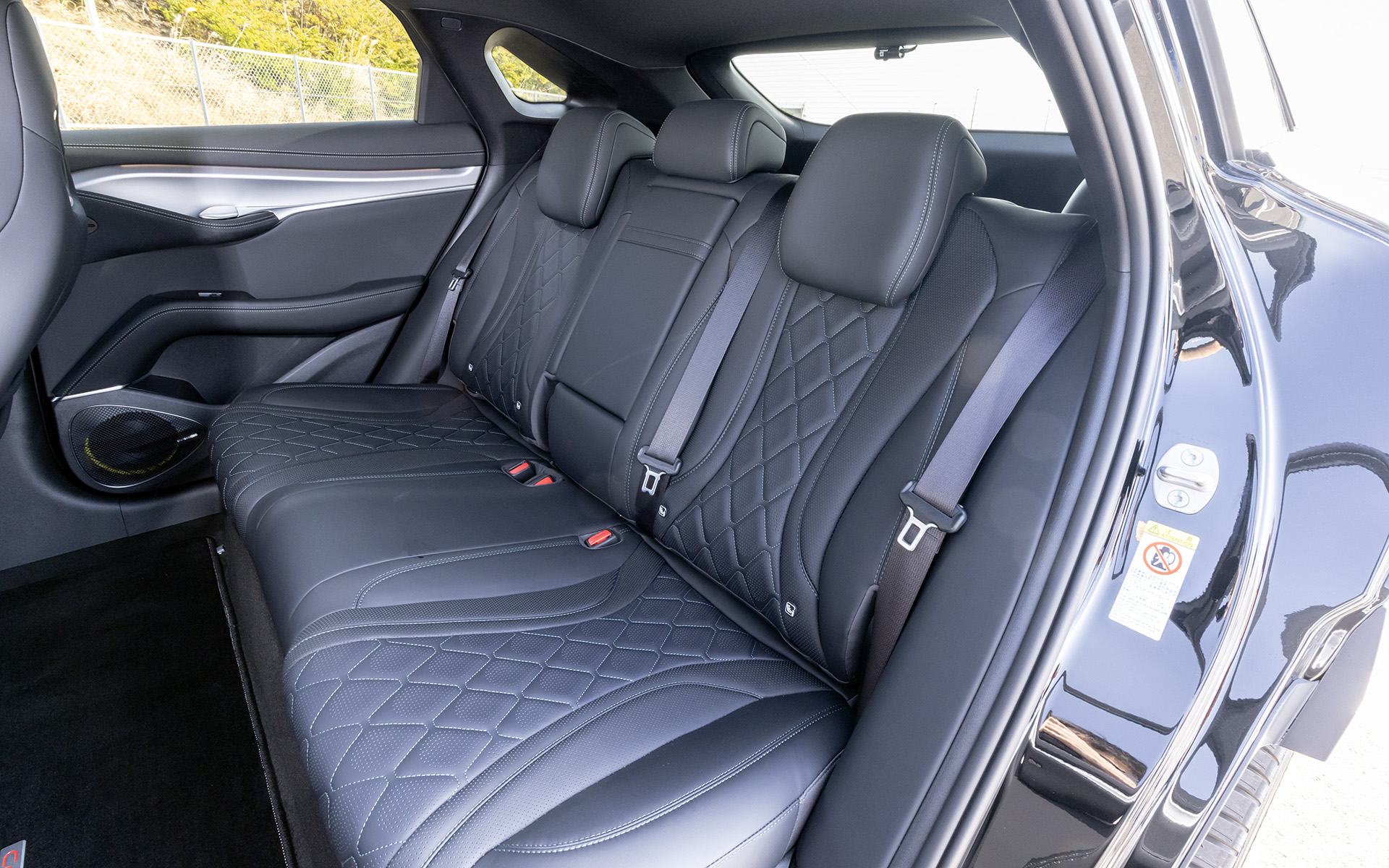 4WDモデルのリアシート