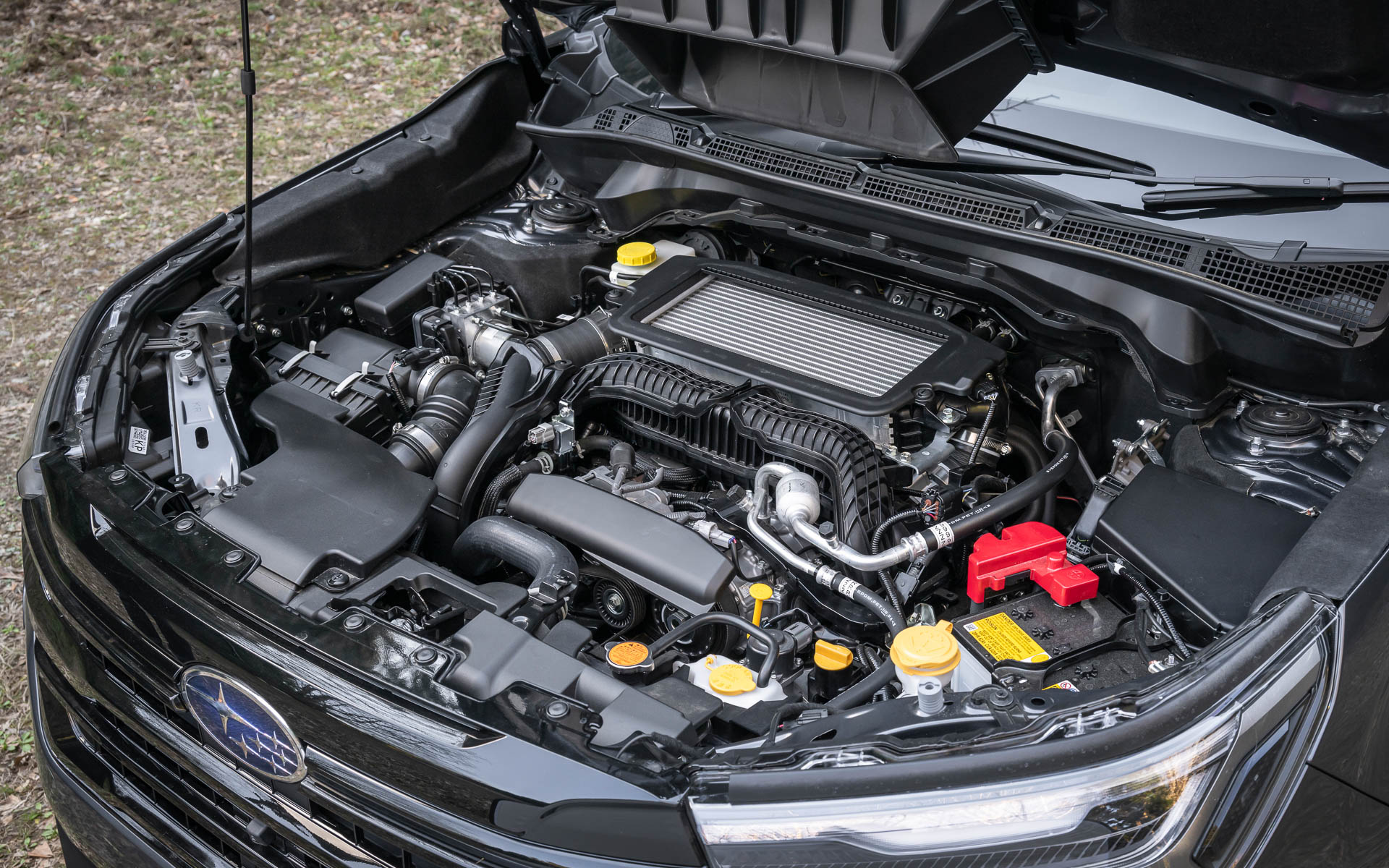 水平対向4気筒DOHC 1.8リッター直噴ターボ“DIT”エンジン