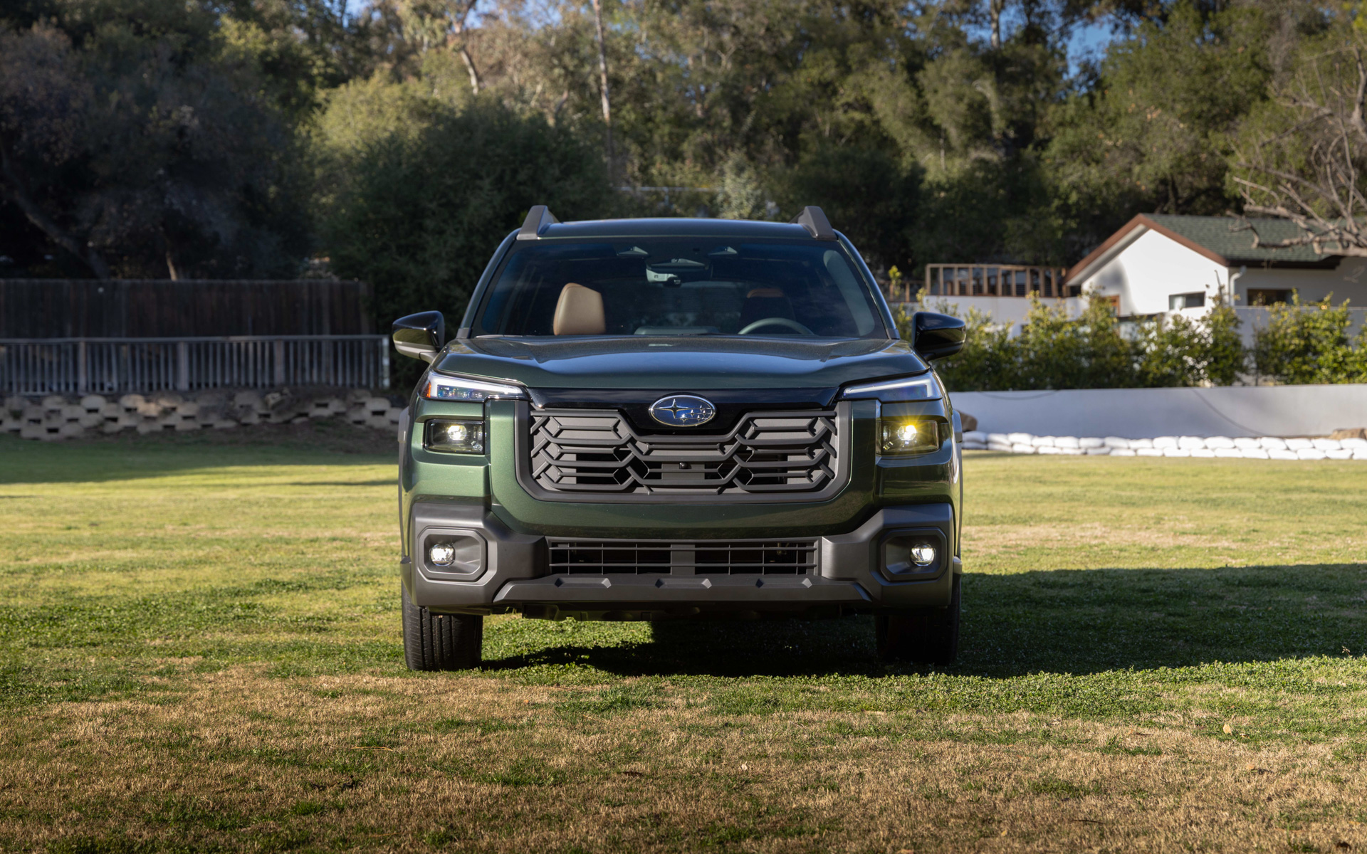 新型「アウトバック」