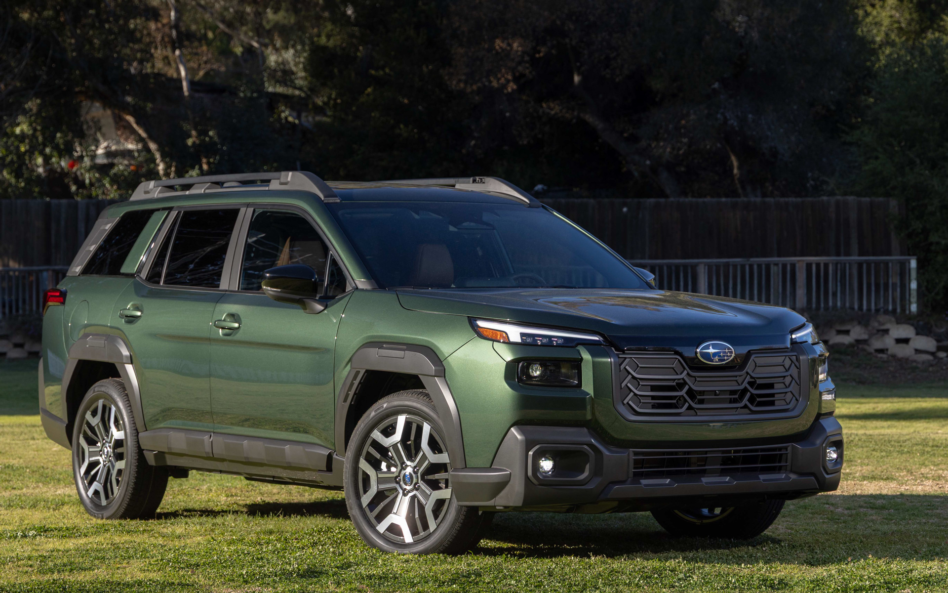 新型「アウトバック」