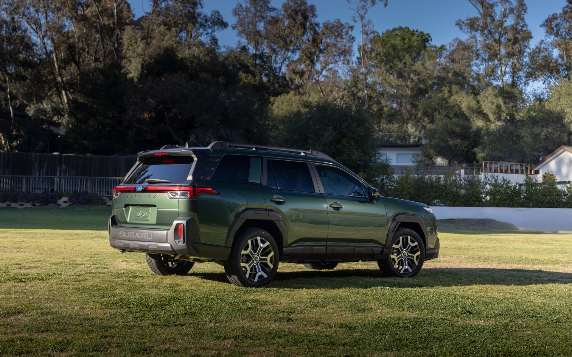 新型「アウトバック」