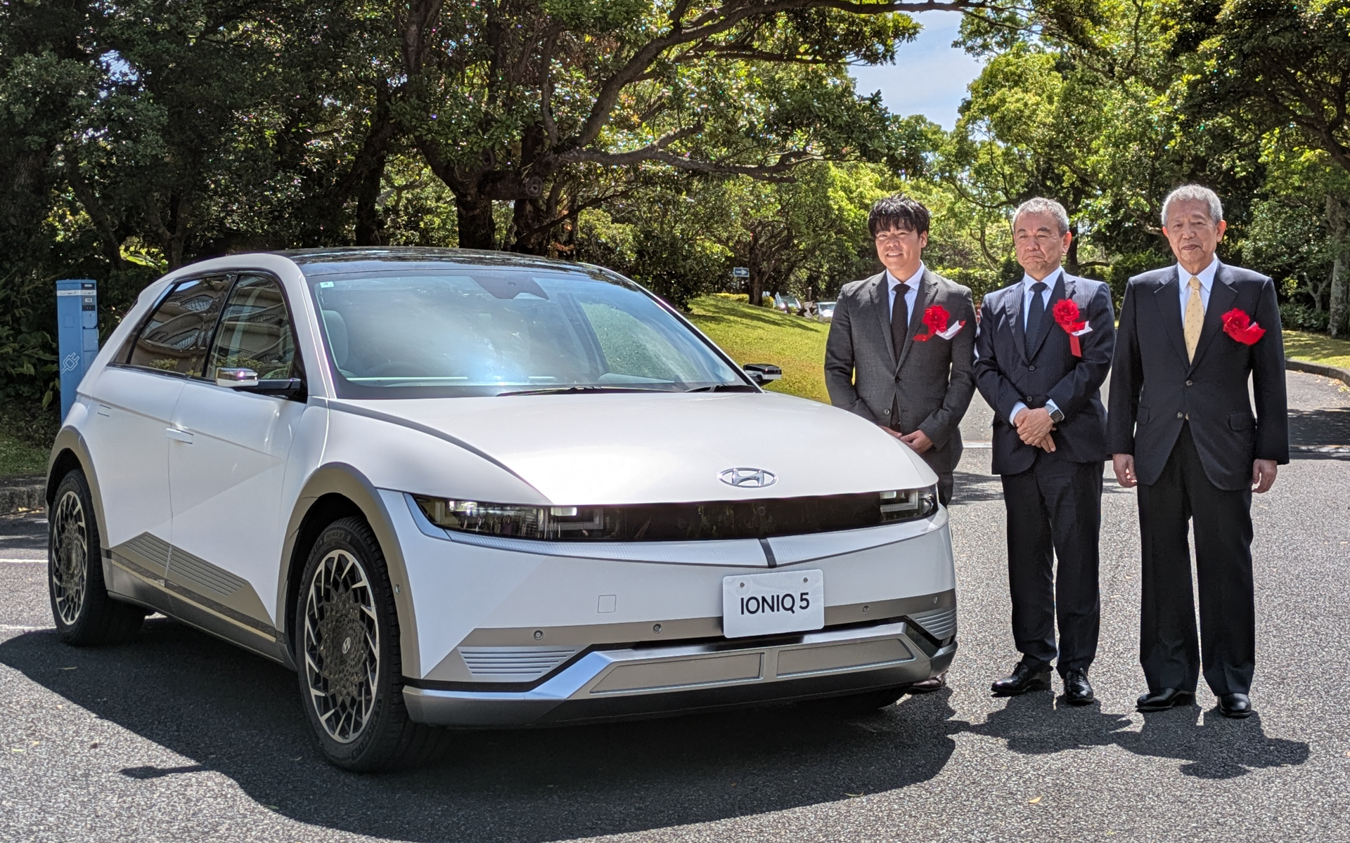 岩崎産業に寄贈された「アイオニック5」