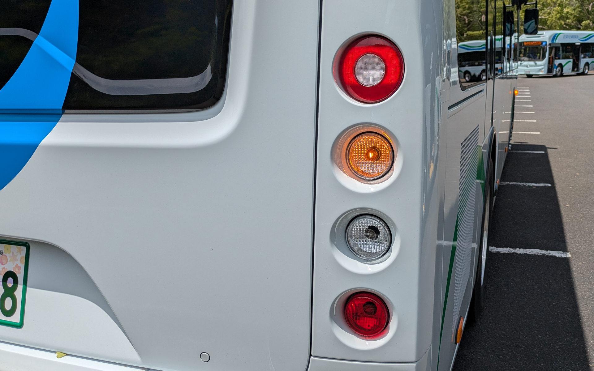 リアコンビランプ