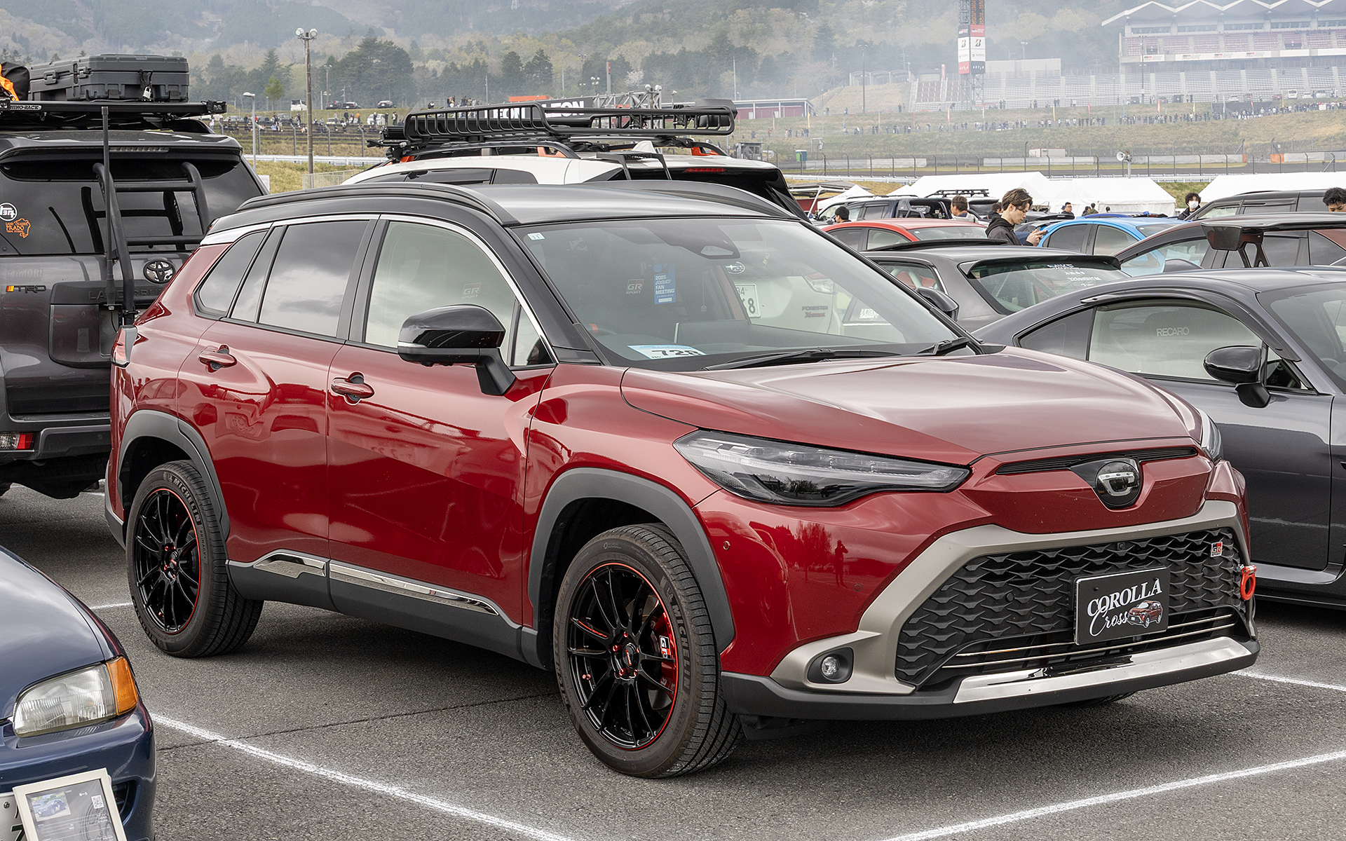 トヨタ「カローラクロス」