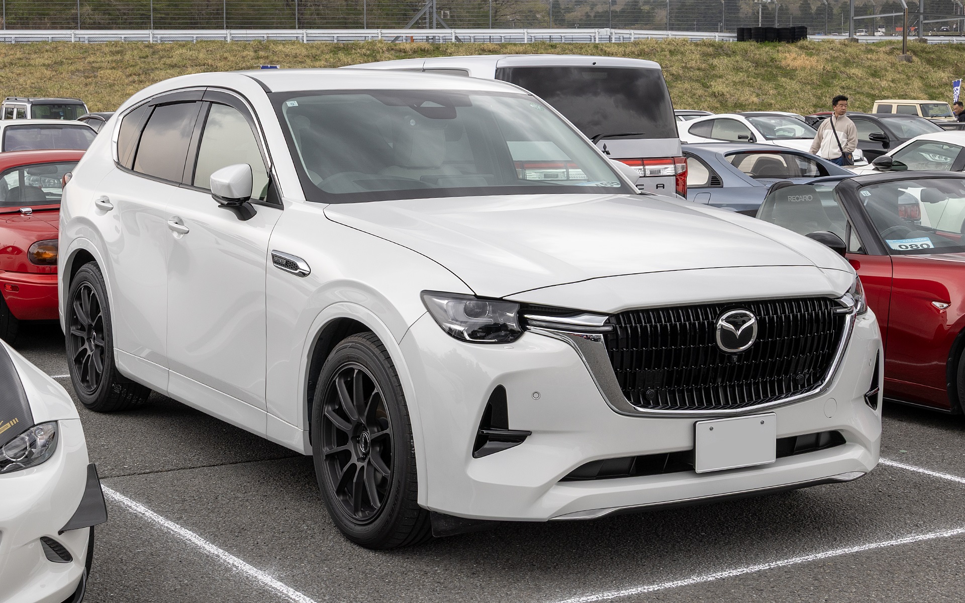 マツダ「CX-60」