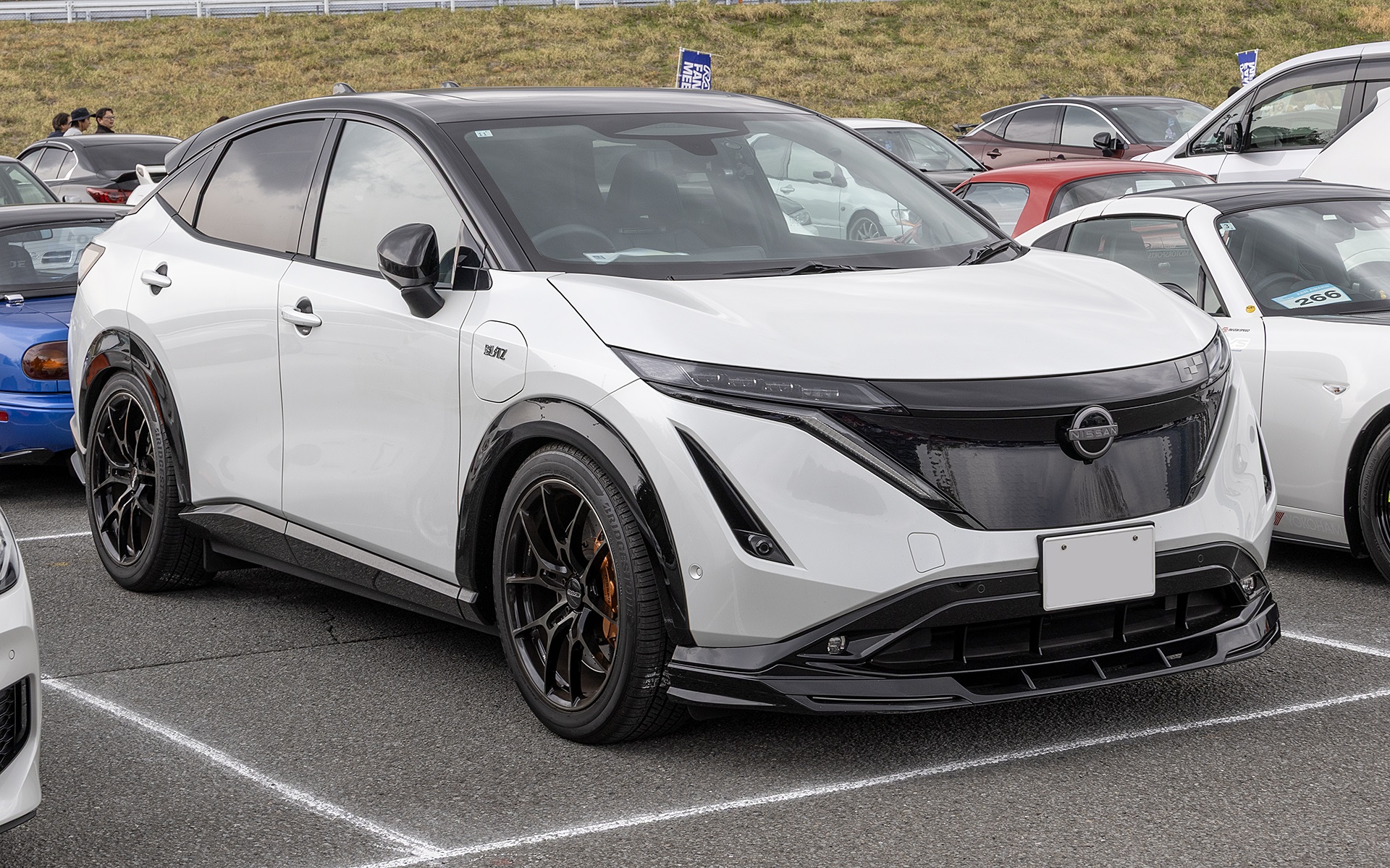 日産「アリア」