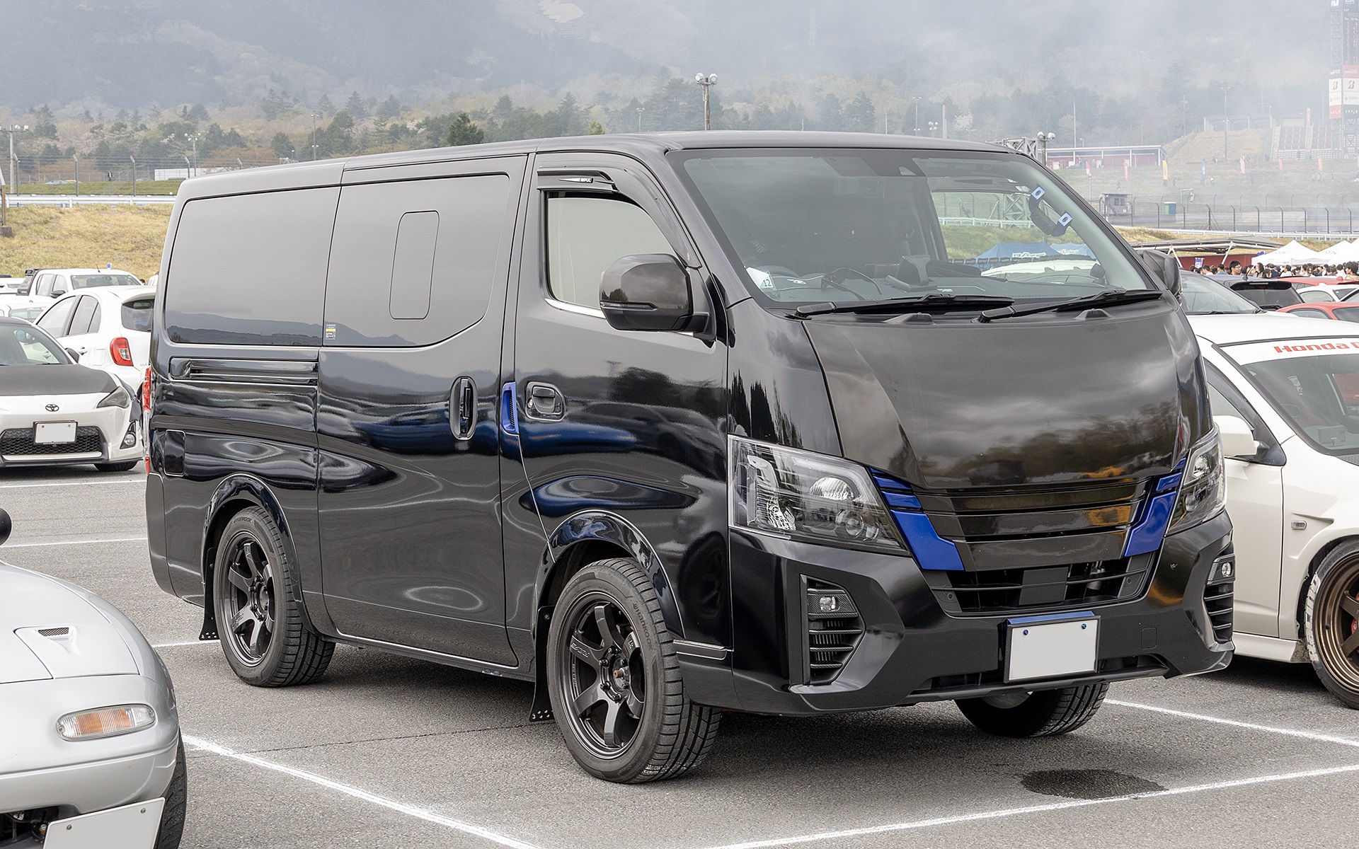 日産「キャラバン」