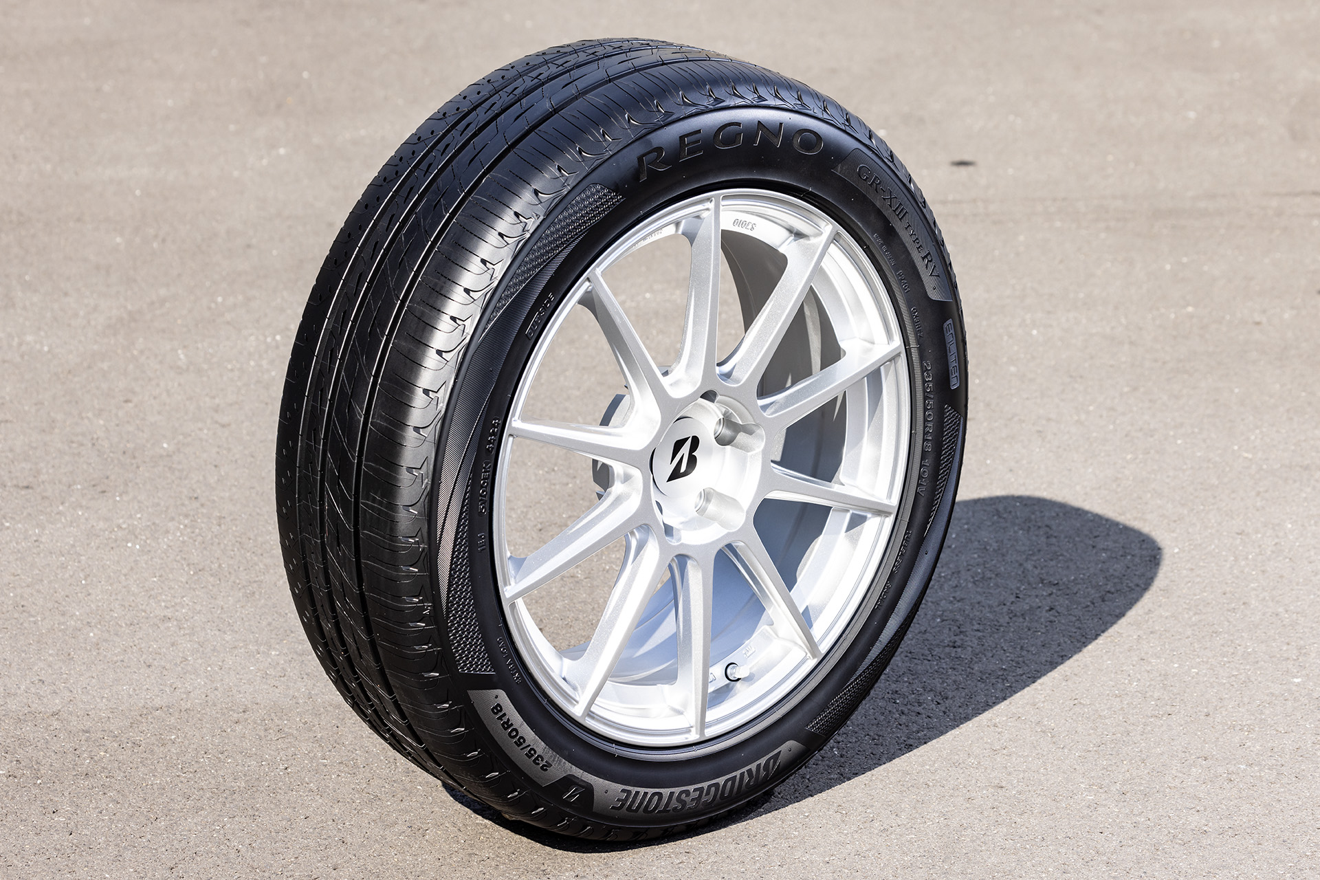 ブリヂストン レグノ GR-X III タイプ RV