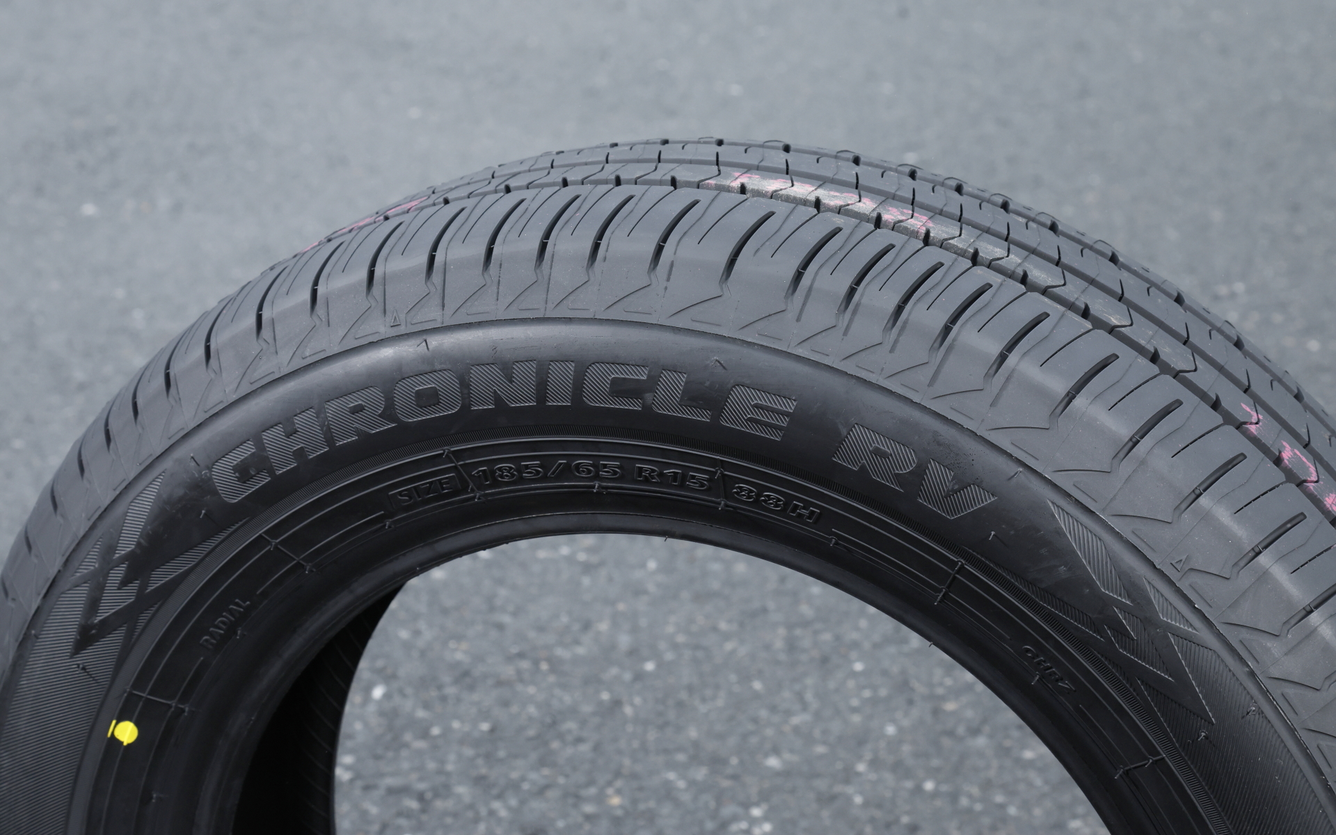 クロニクル RVのトレッドパターン