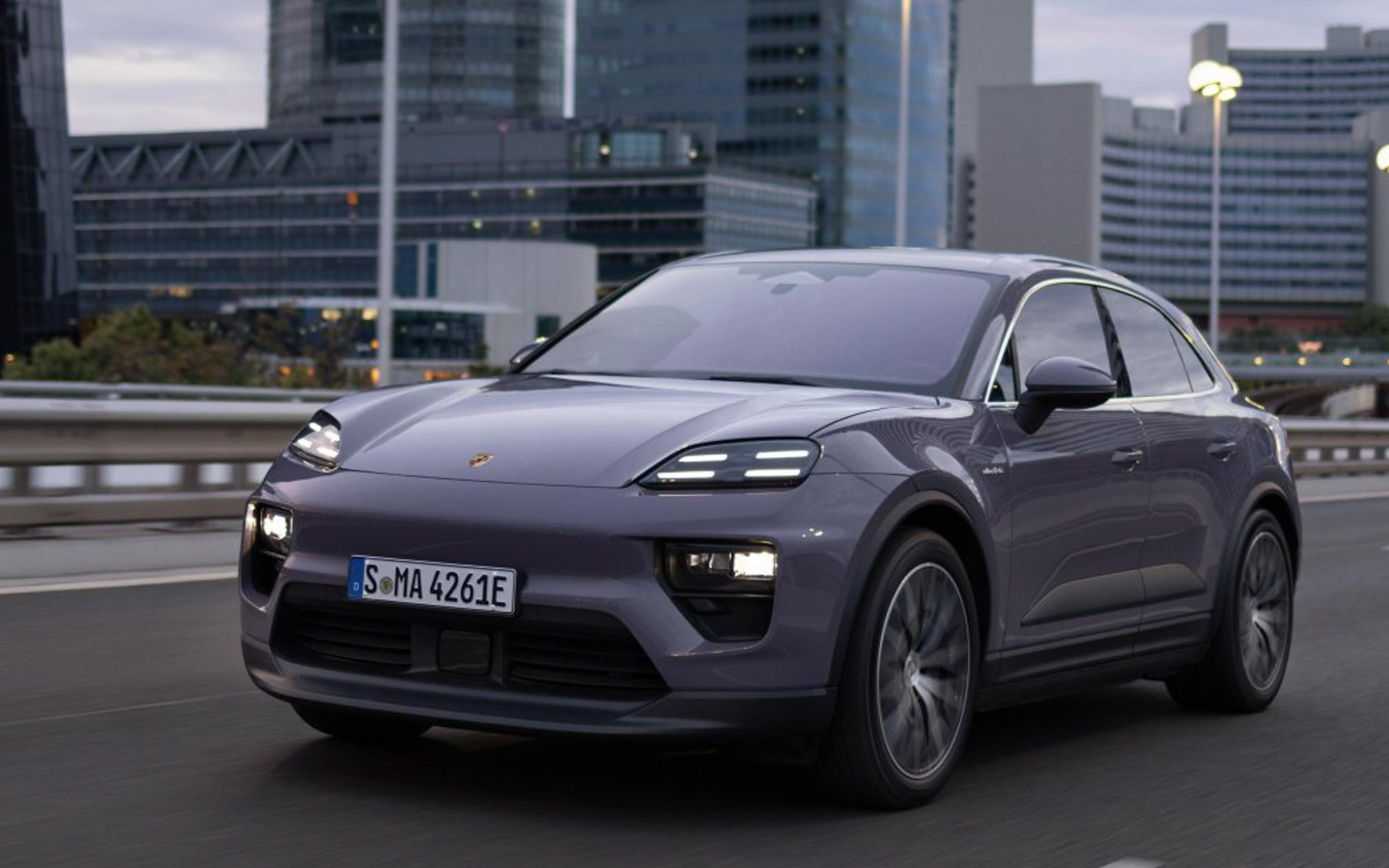 新型「マカン」