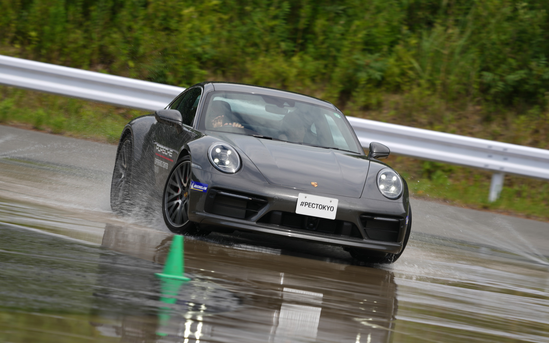 「ポルシェ トラック エクスペリエンス 2.0」のイメージ