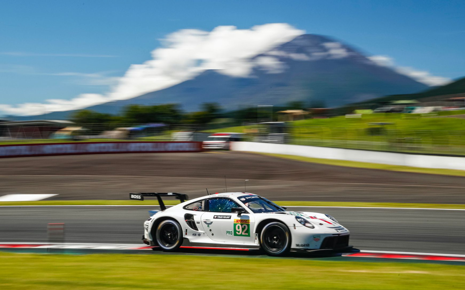 9月開催の「ポルシェ トラック エクスペリエンス 2.0」は富士スピードウェイを舞台に開催