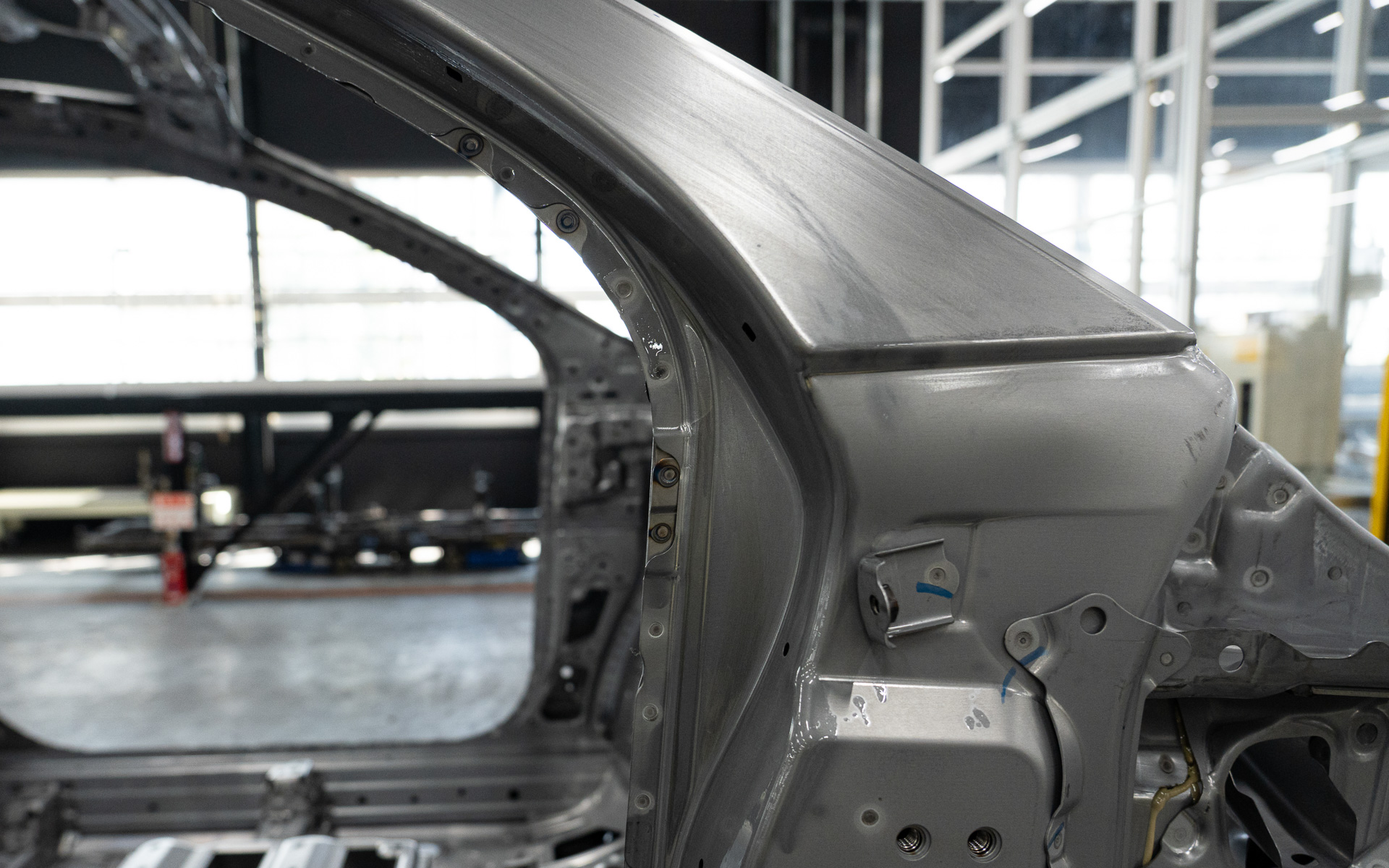 スポット溶接の個所が分かる